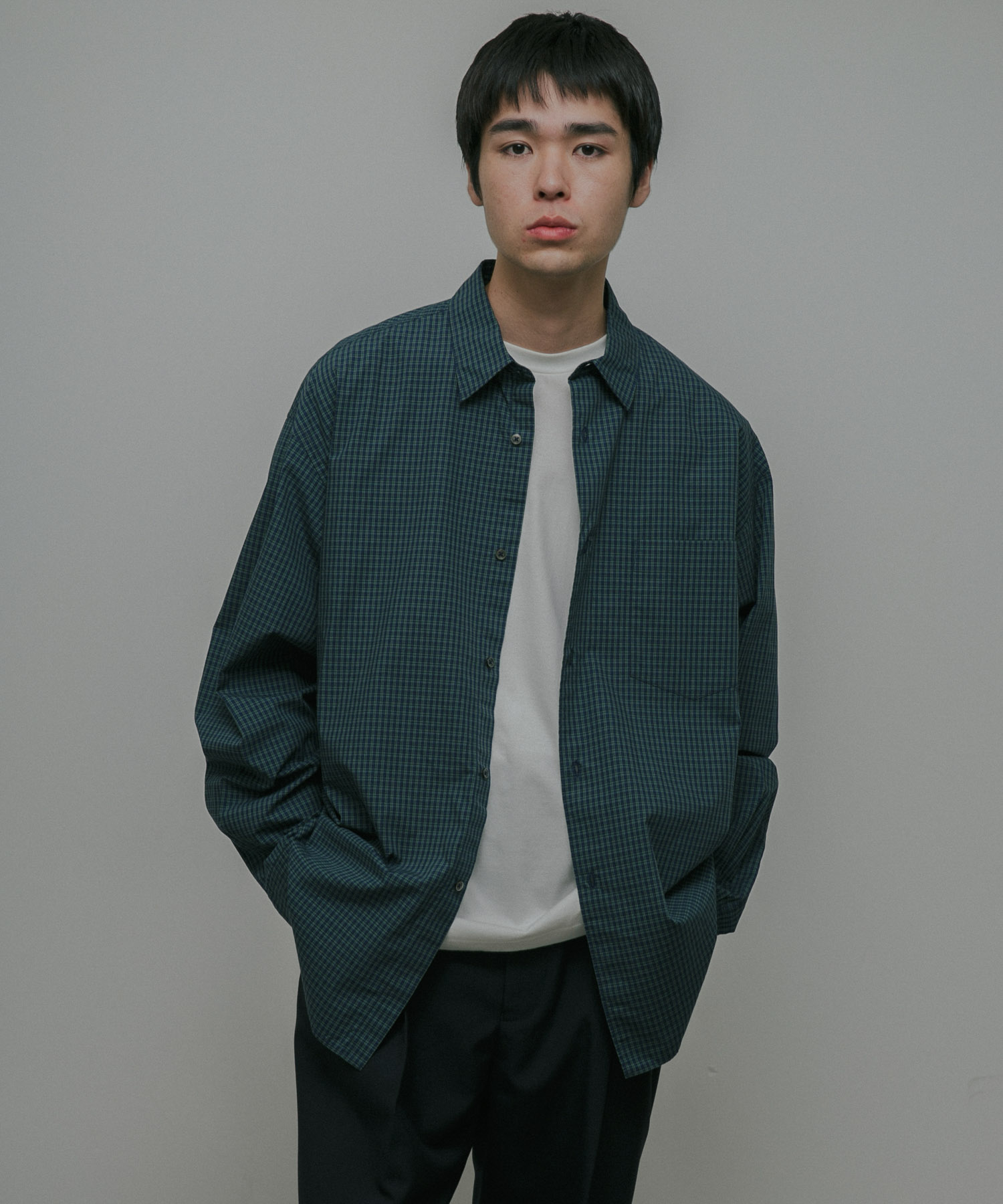 GREEN