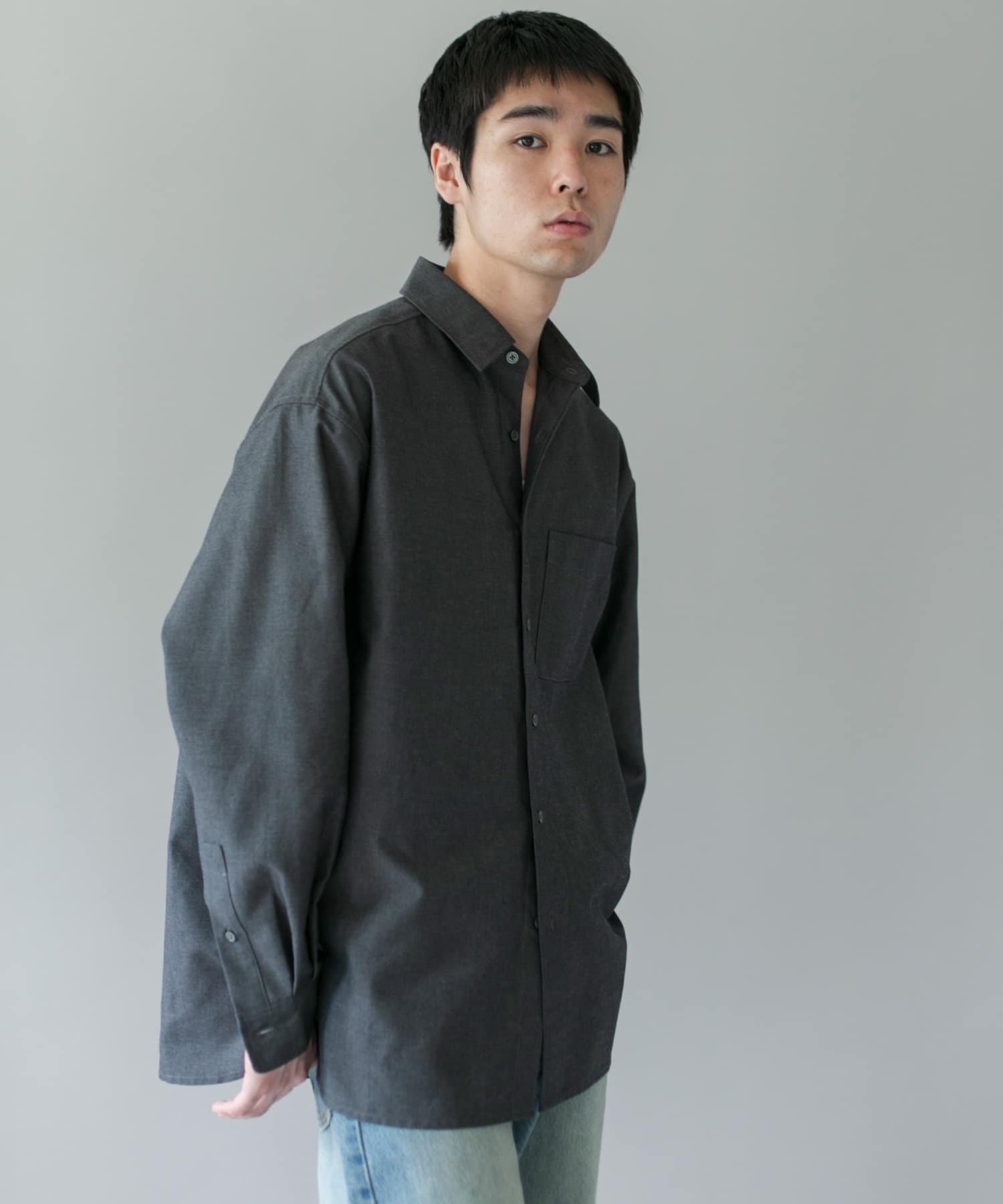 BLK×GRY