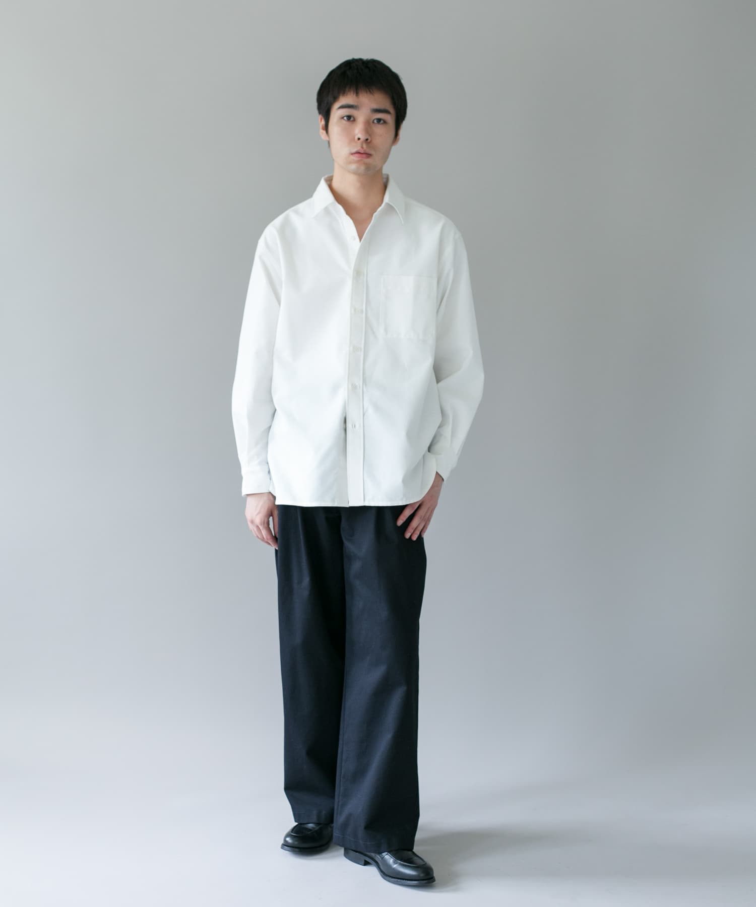 OFF WHITE