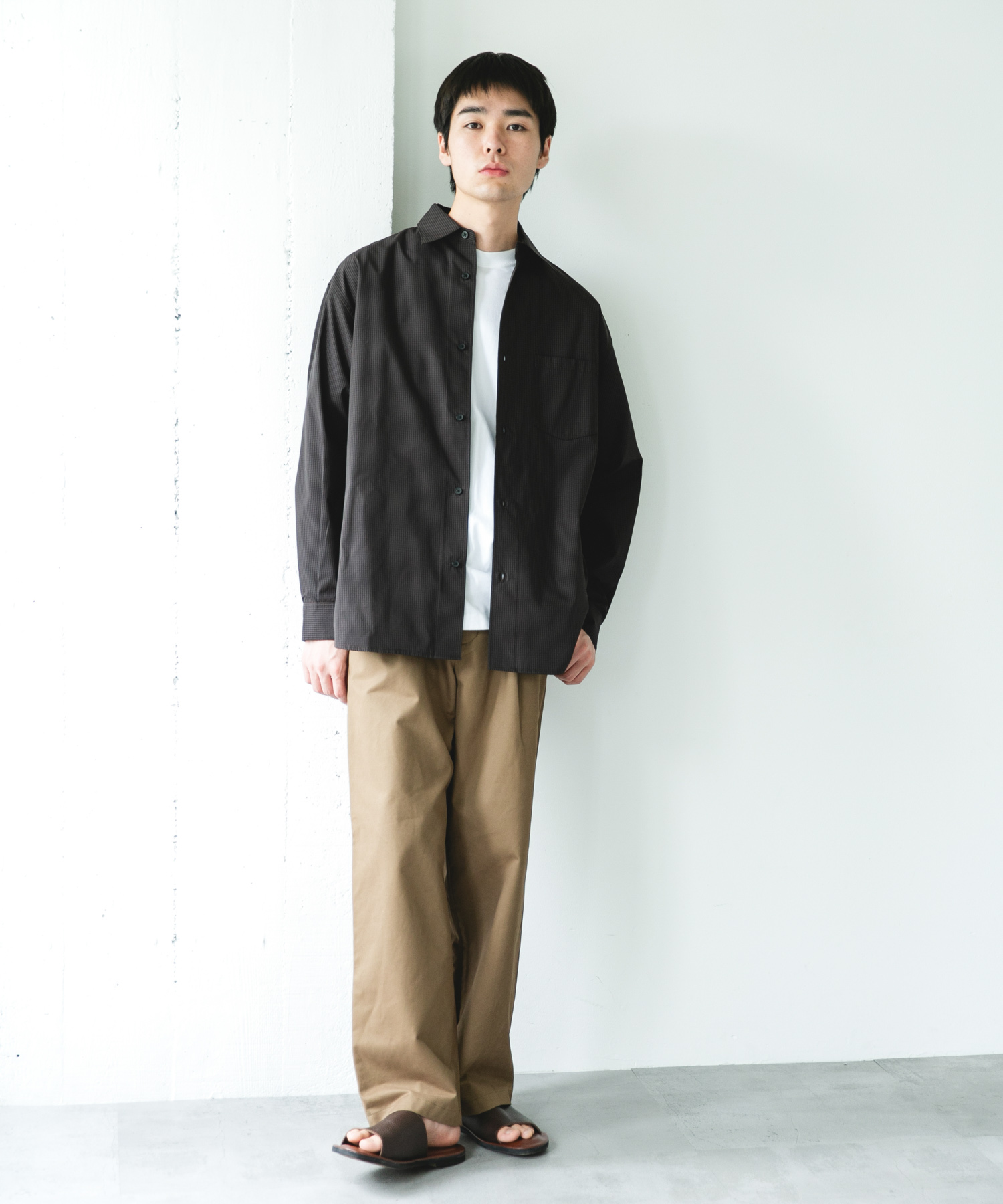 NAVY×BROWN