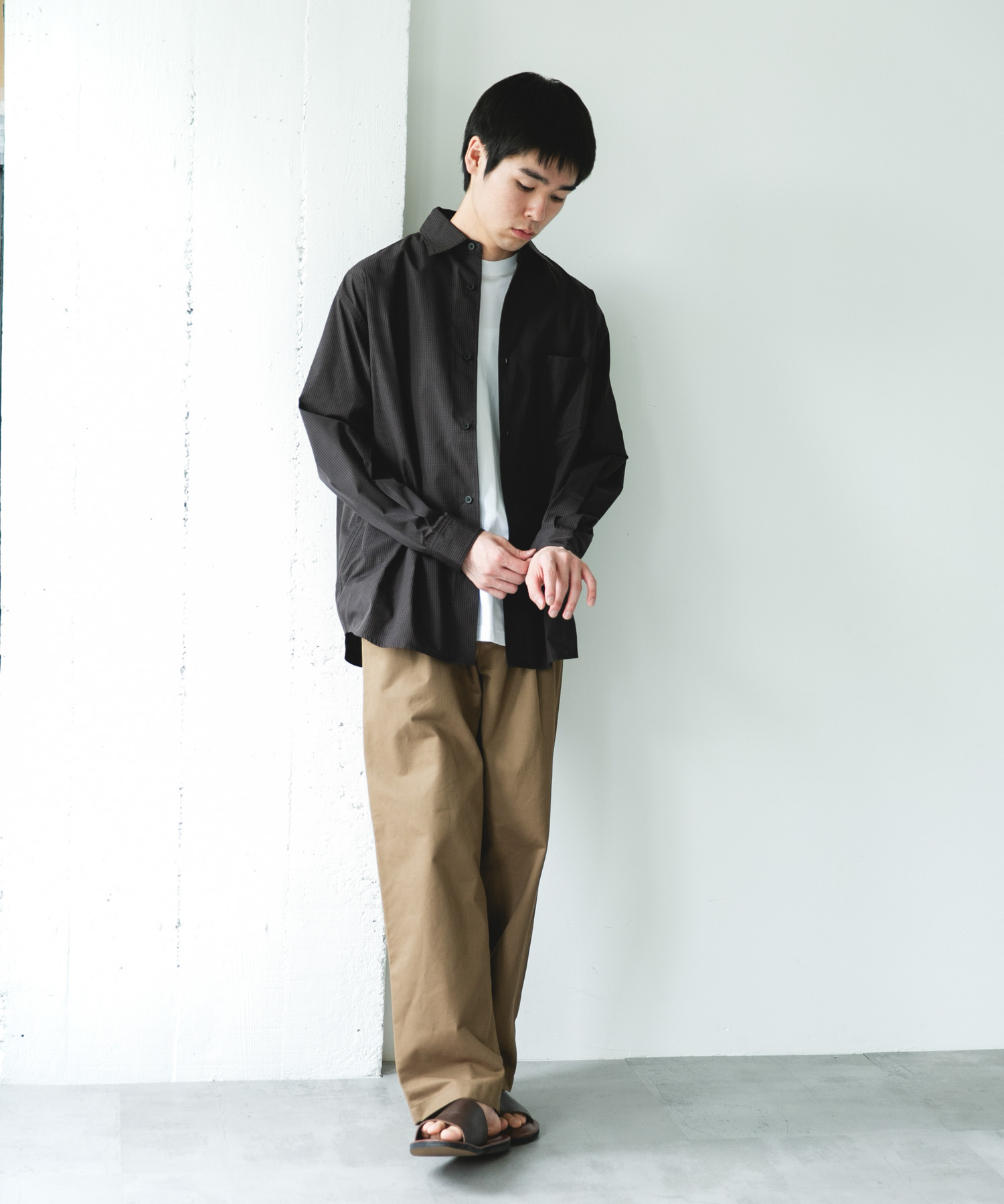 NAVY×BROWN