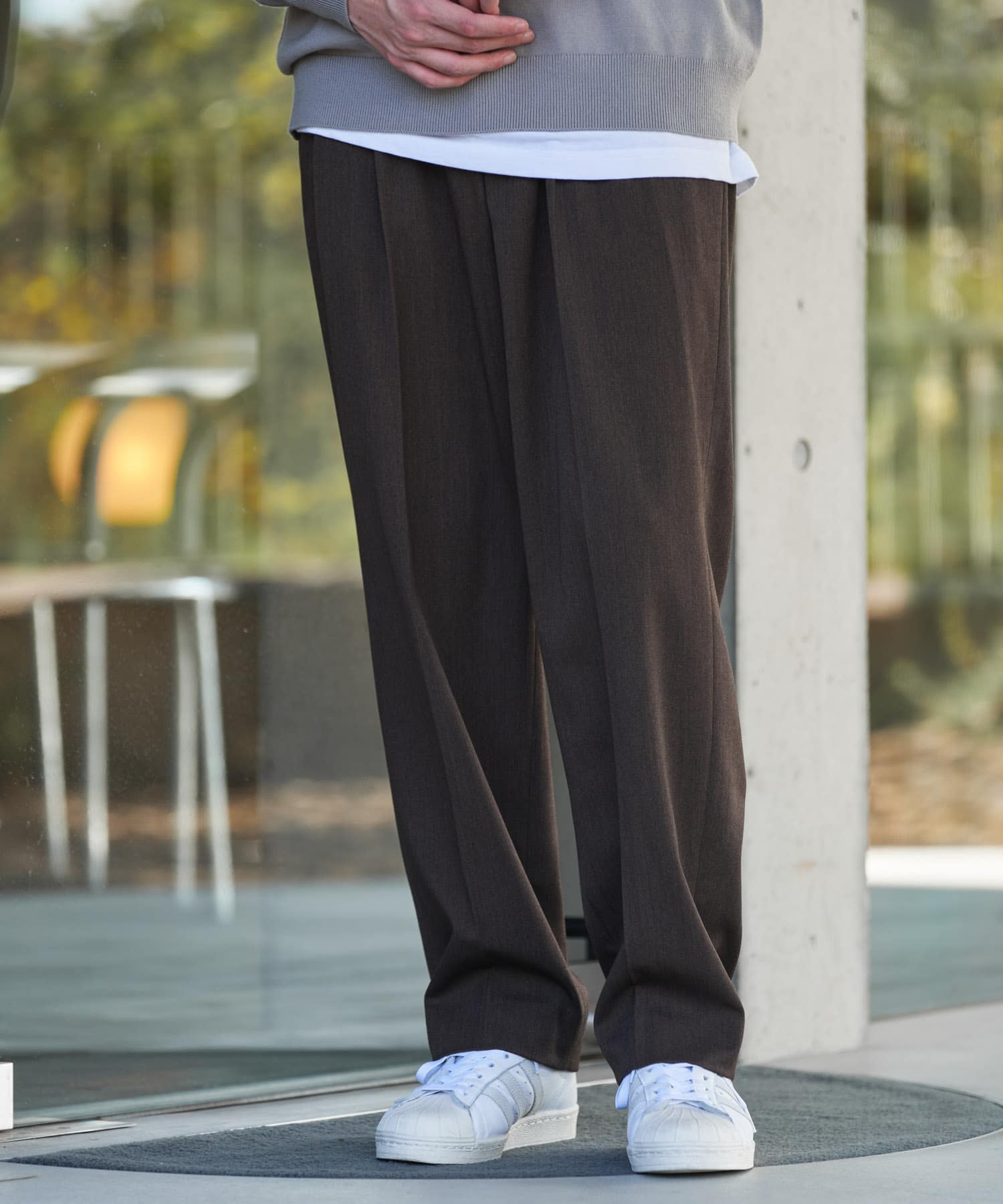 UR TECH』完声2タックワイドトラウザー(S BLACK): ボトム｜URBAN