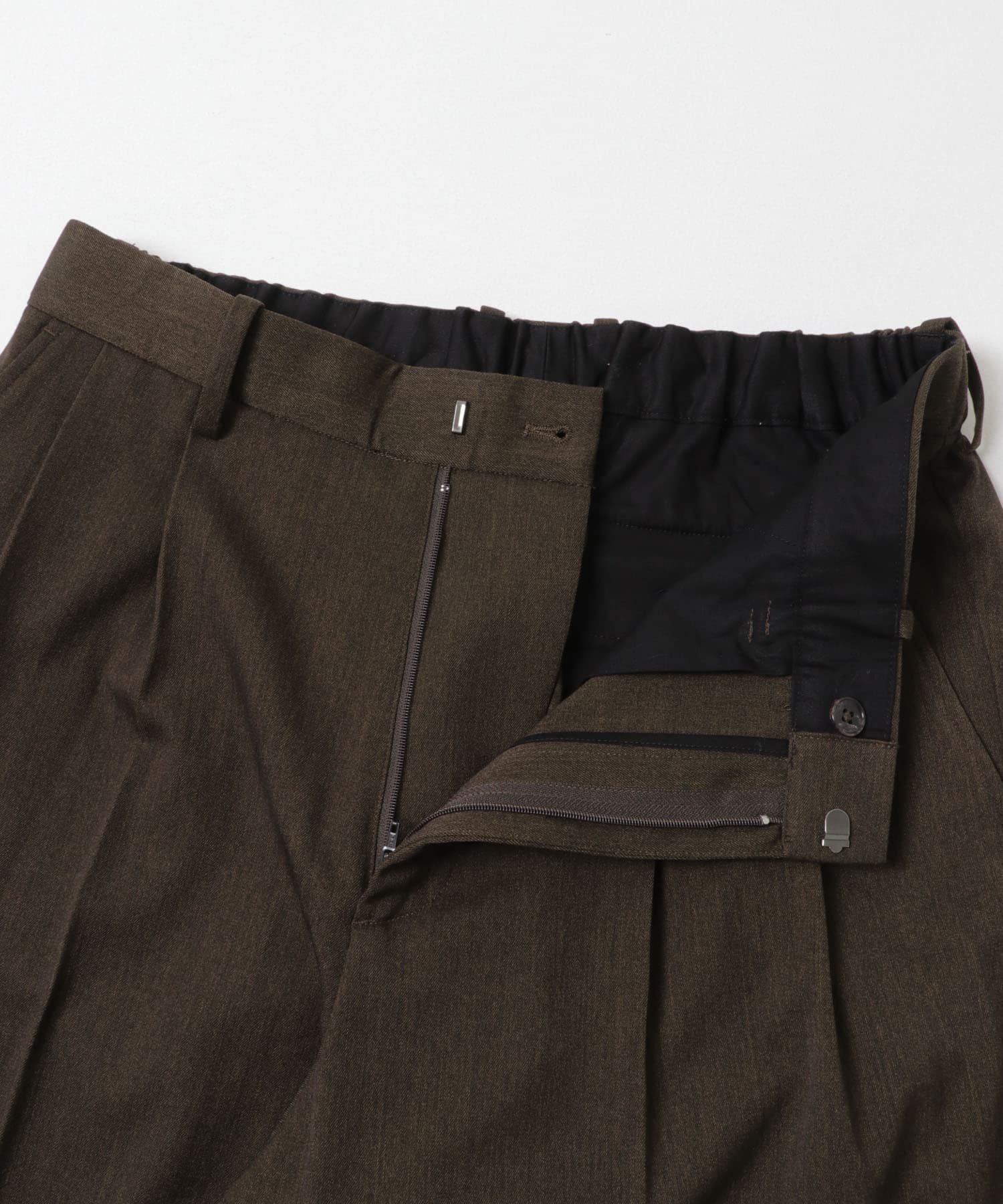 TOP BROWN