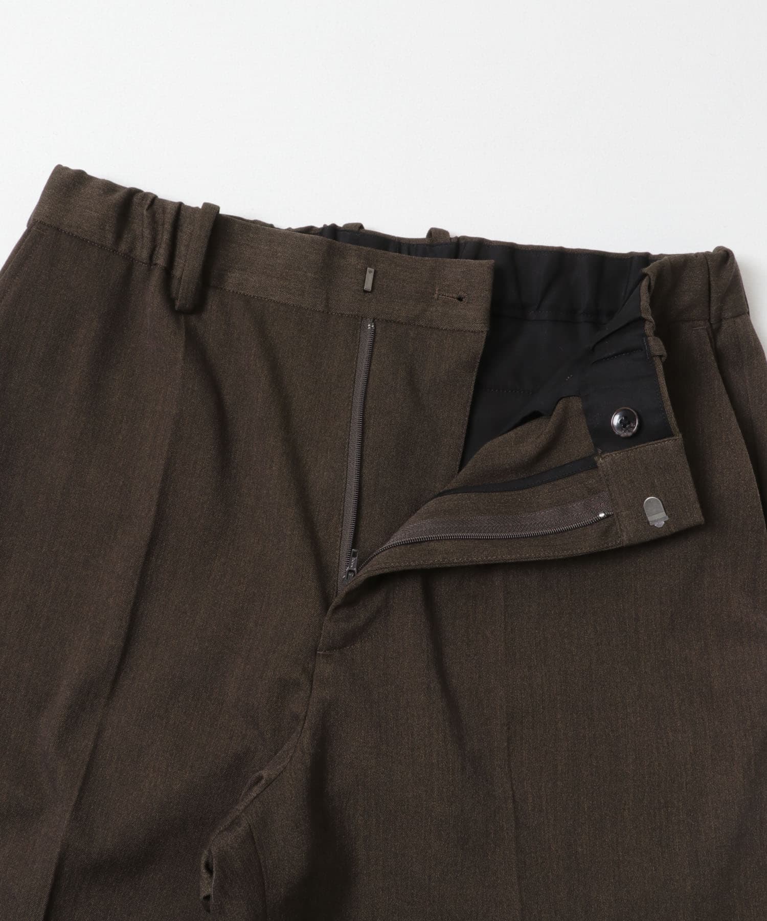 TOP BROWN