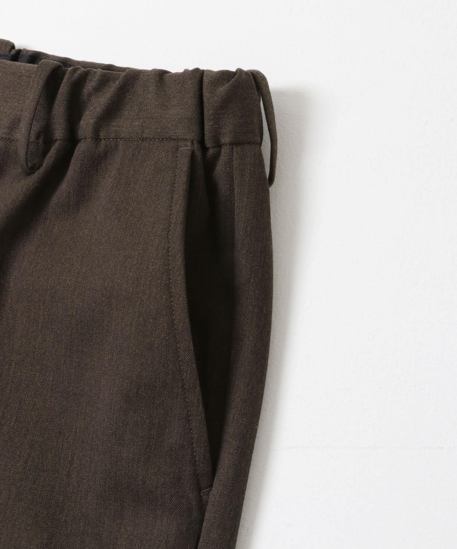 TOP BROWN