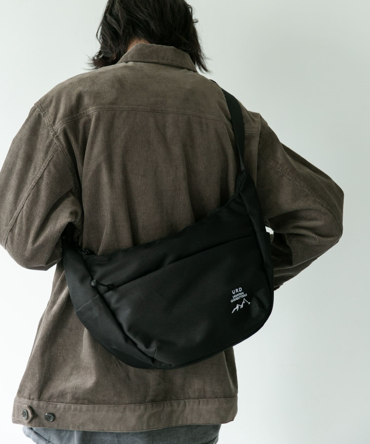 nanamica Messenger Bag(One Black(K)): バッグ｜URBAN RESEARCH公式