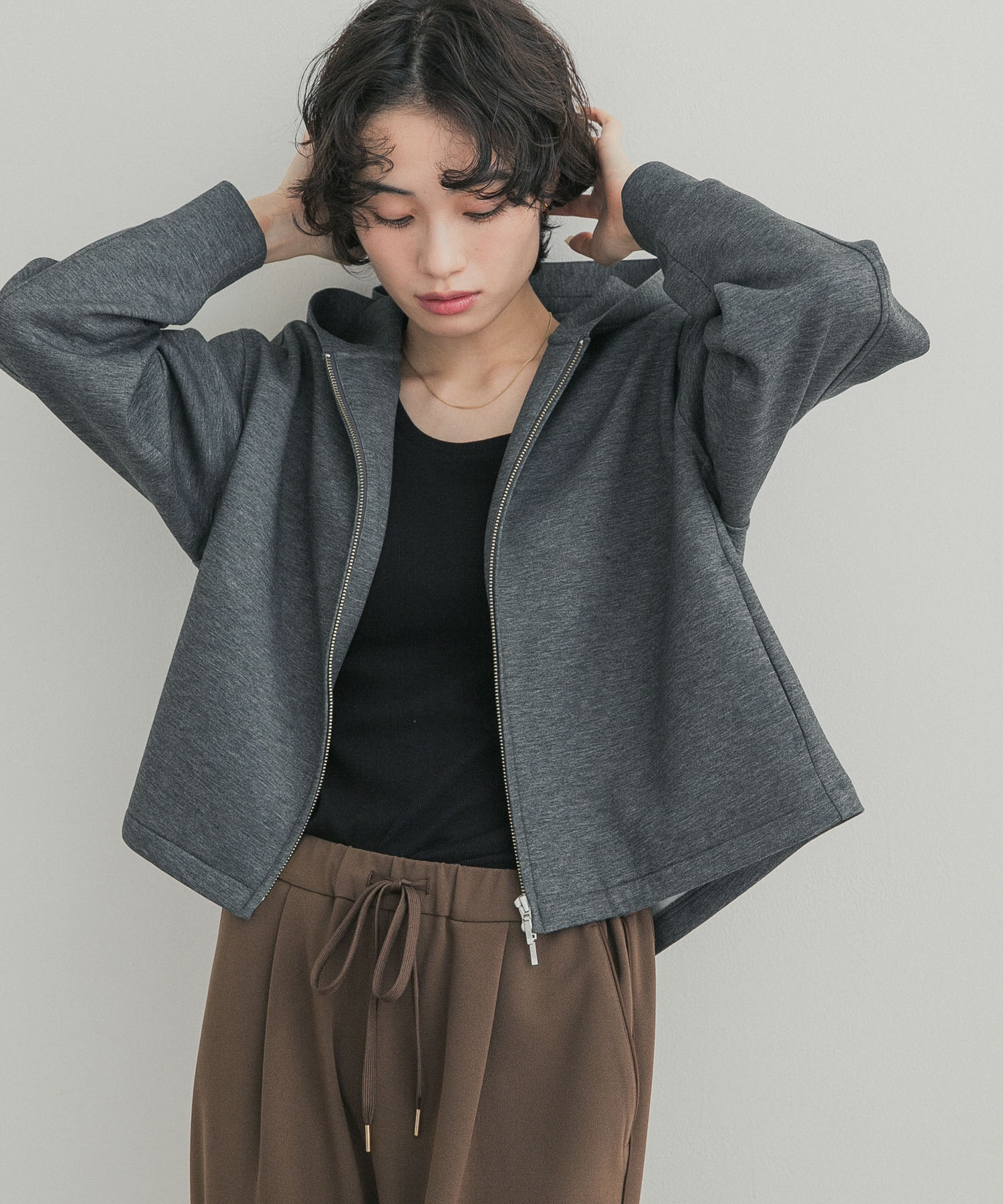 『WEB限定』ダンボールニットバックフレアフーディー 26AW