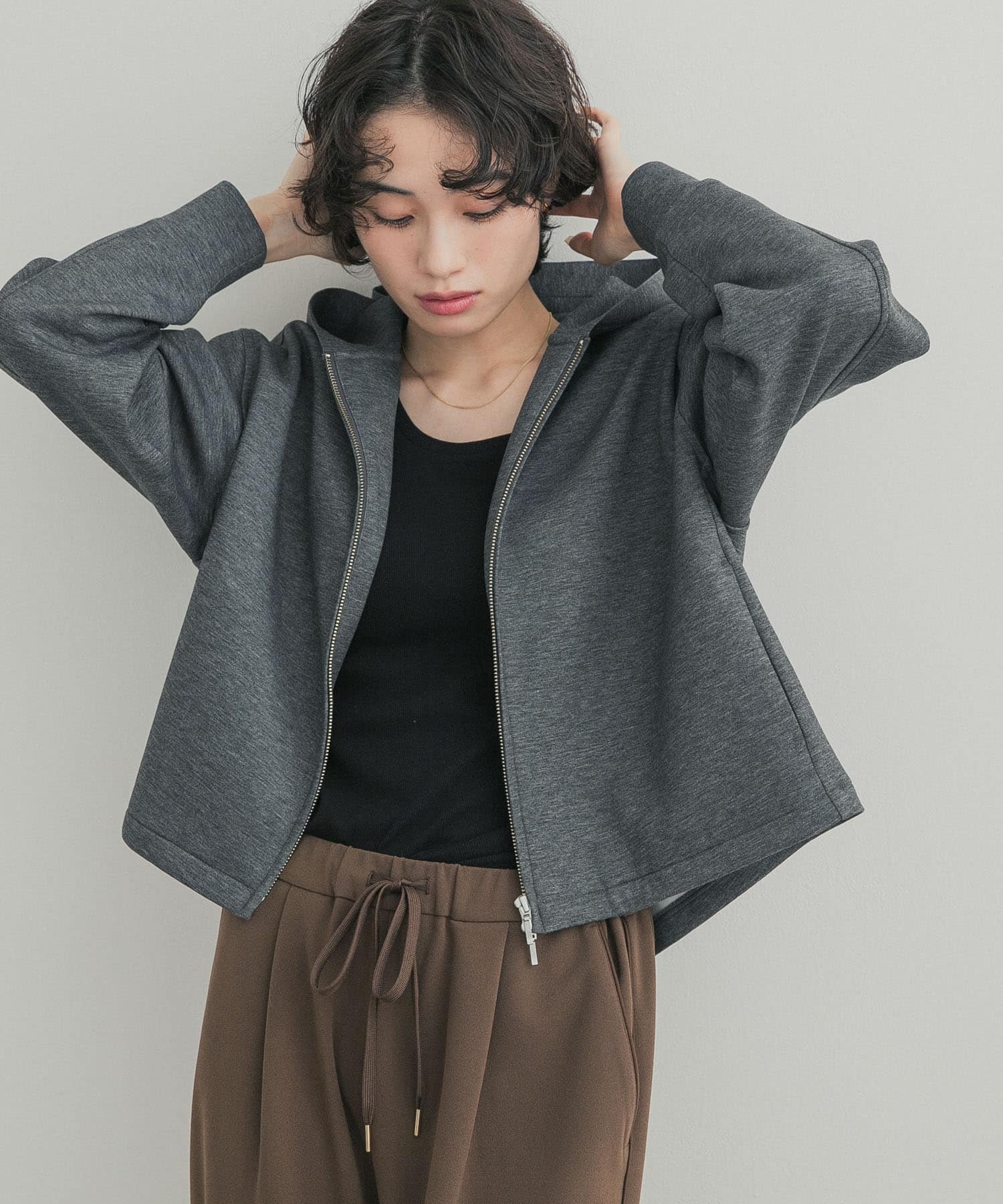 『WEB限定』ダンボールニットバックフレアフーディー 26AW