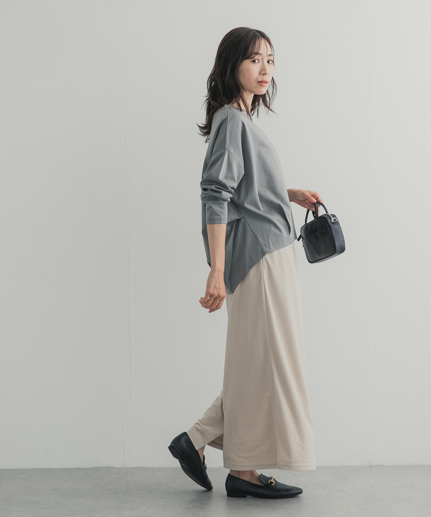 BLUE GRAY