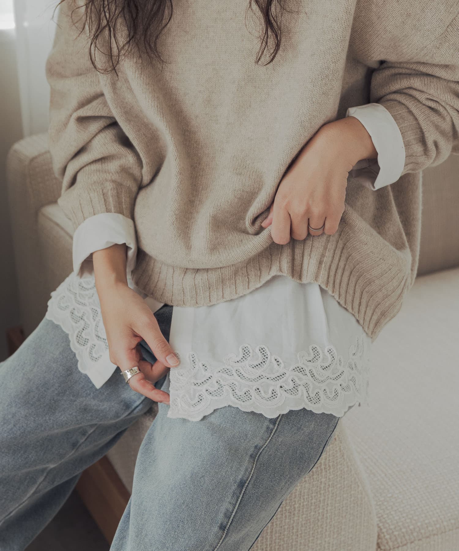 OFF WHITE