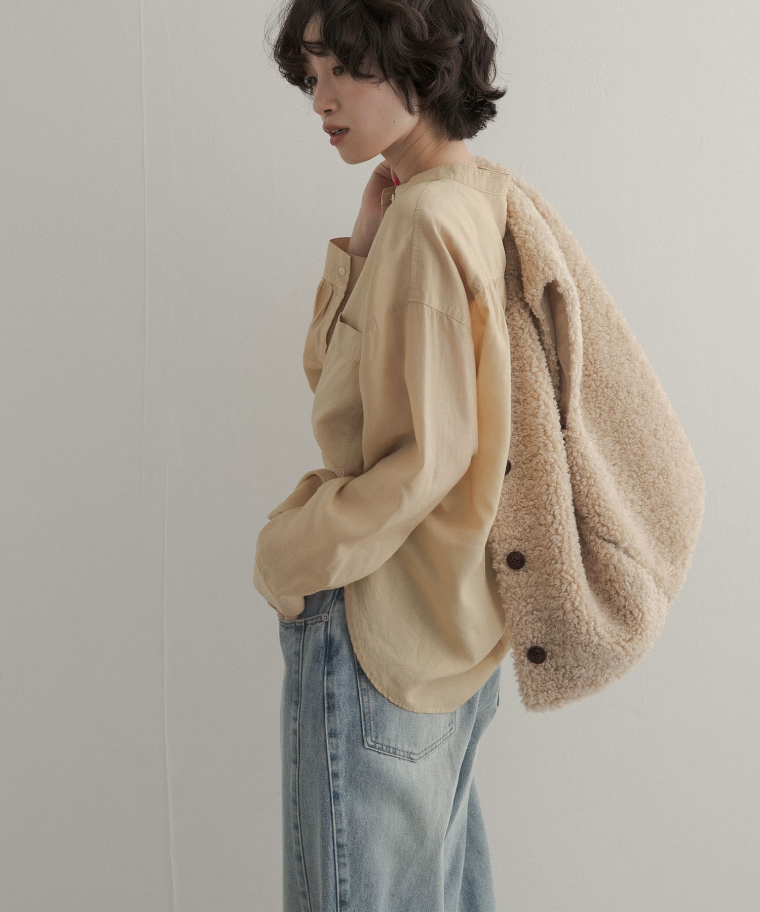 Y.BEIGE