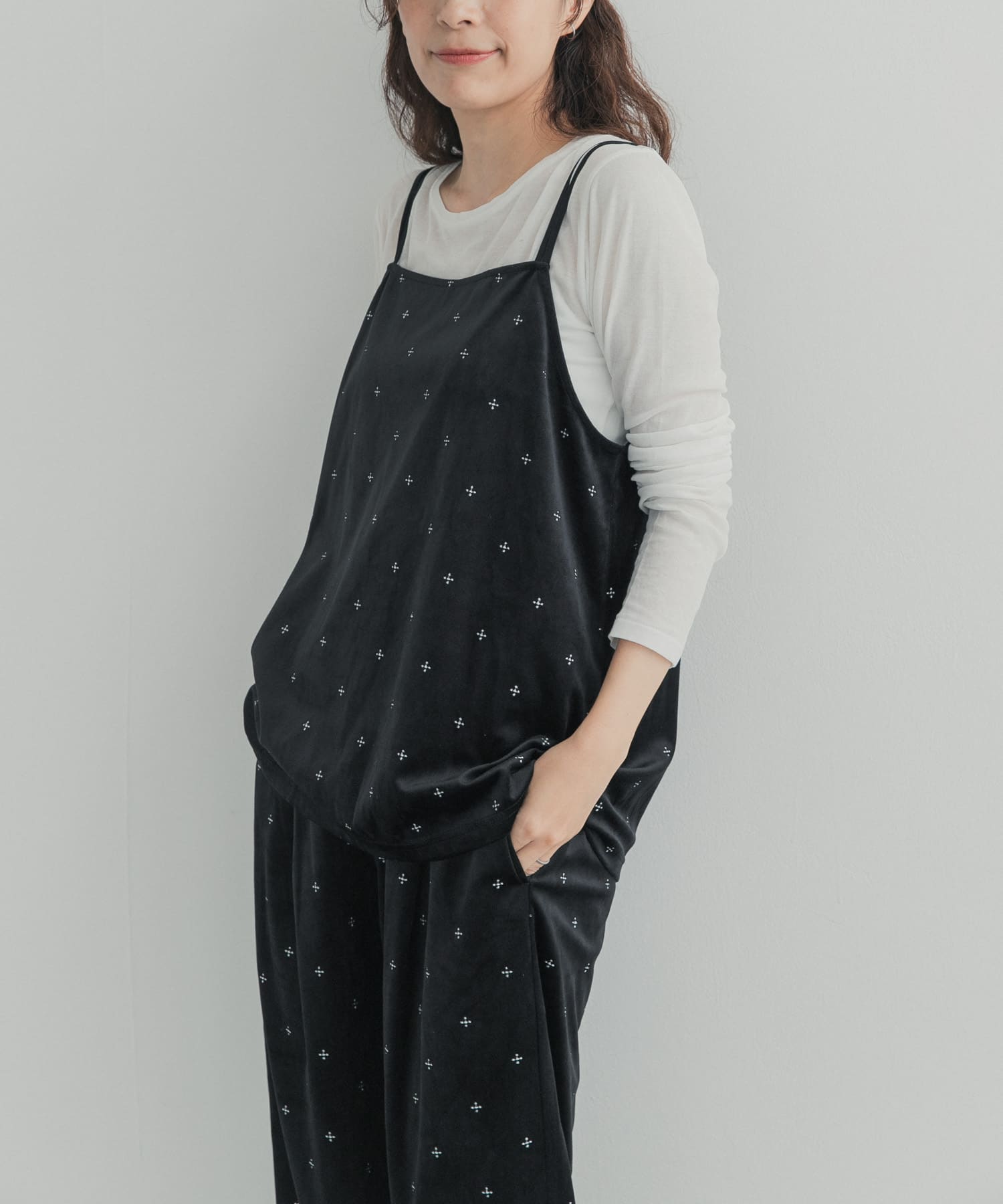 刺繍ベロアキャミチュニック(Free BLACK): トップス｜URBAN RESEARCH