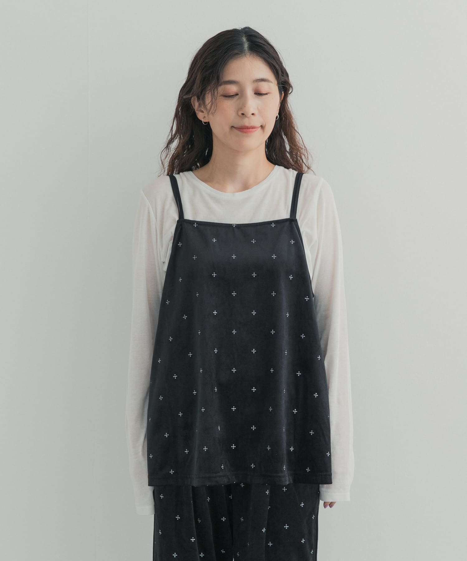 刺繍ベロアキャミチュニック(Free BLACK): トップス｜URBAN RESEARCH
