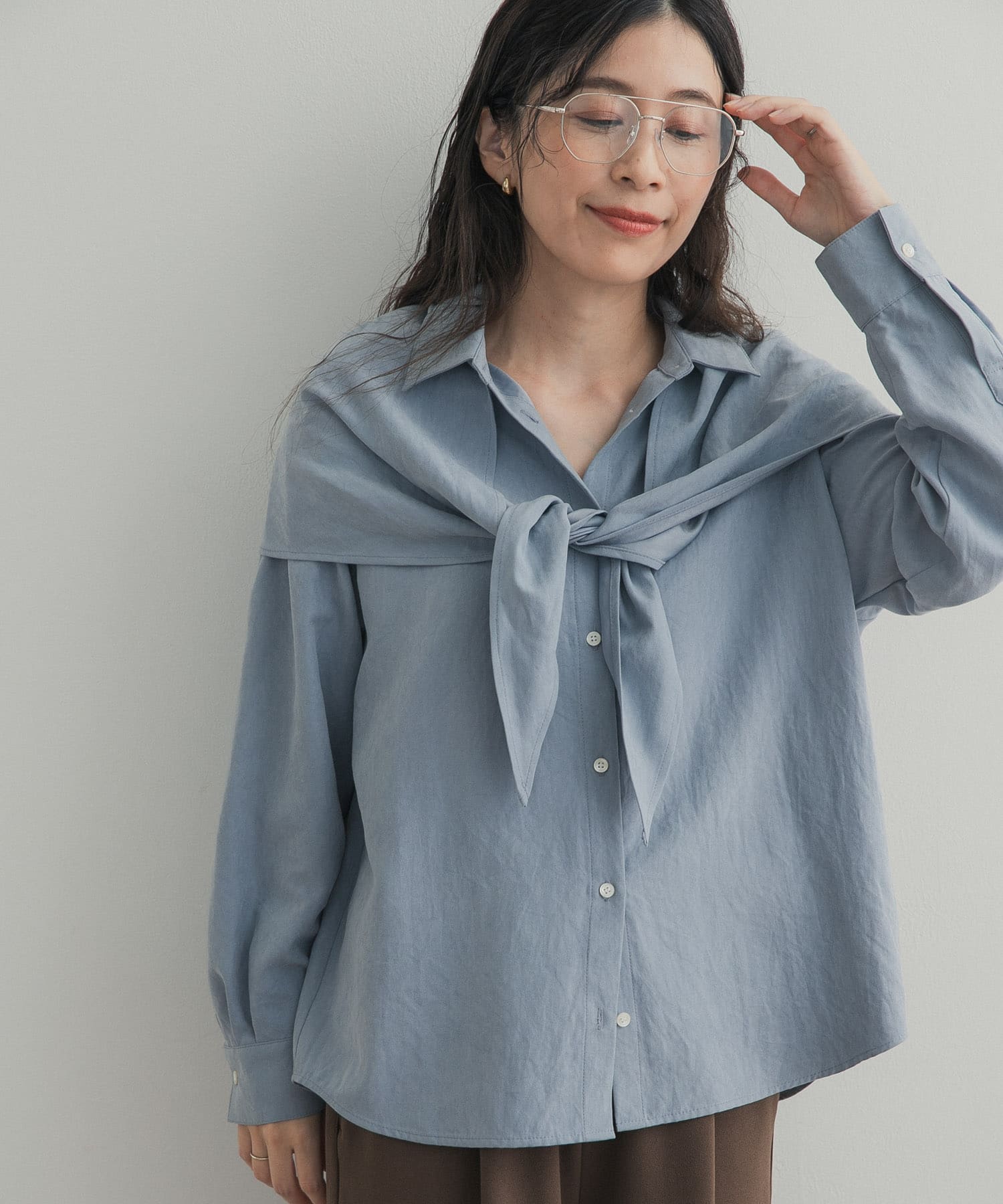 『WEB限定』スカーフ付きピーチ起毛シャツ