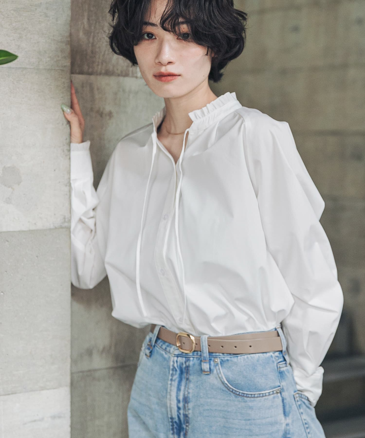 OFF WHITE