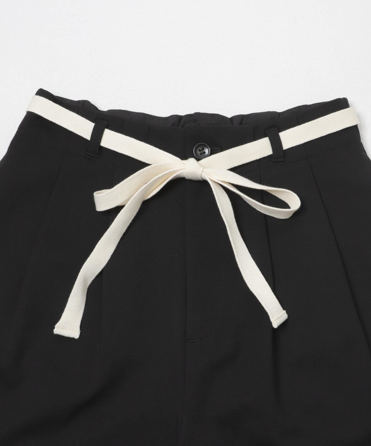 ウエストリボンカットカーブパンツ BLACK S