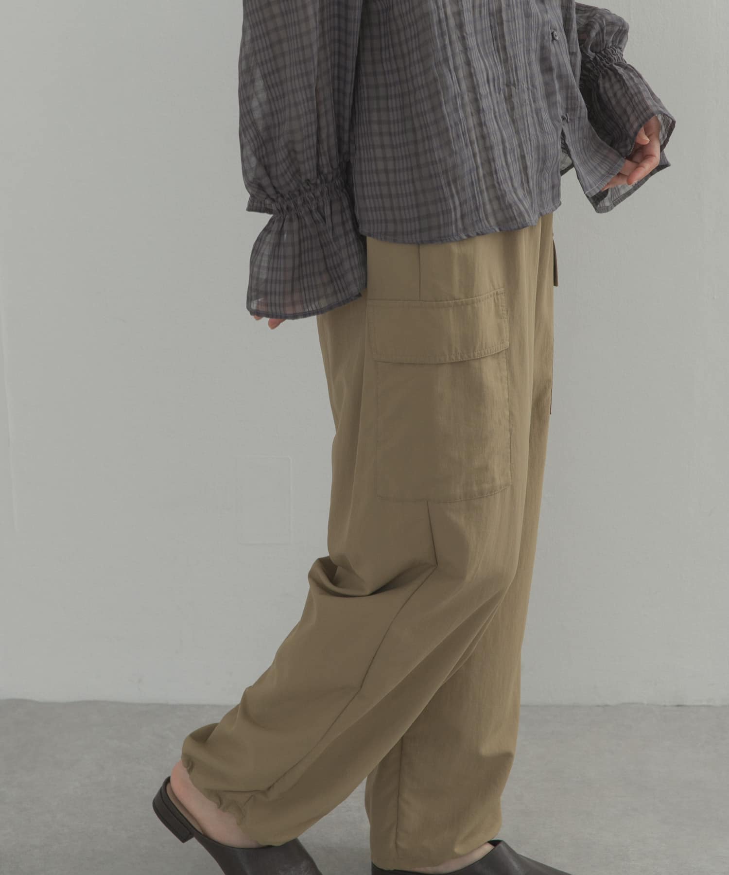 撥水カーゴドロストパンツ(Free KHK BEIGE): ボトム｜URBAN RESEARCH