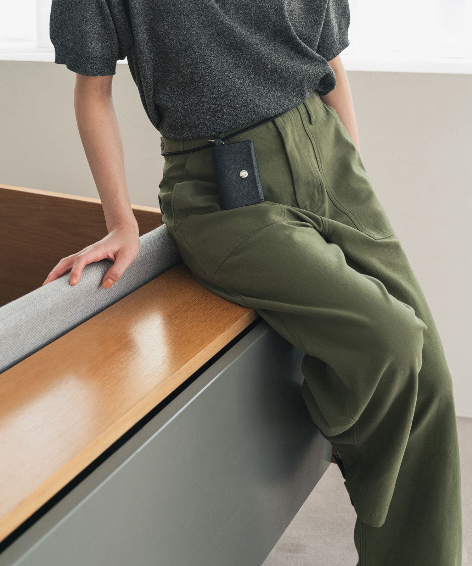 KHAKI