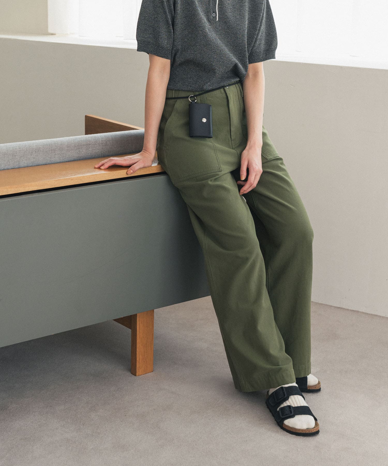 KHAKI