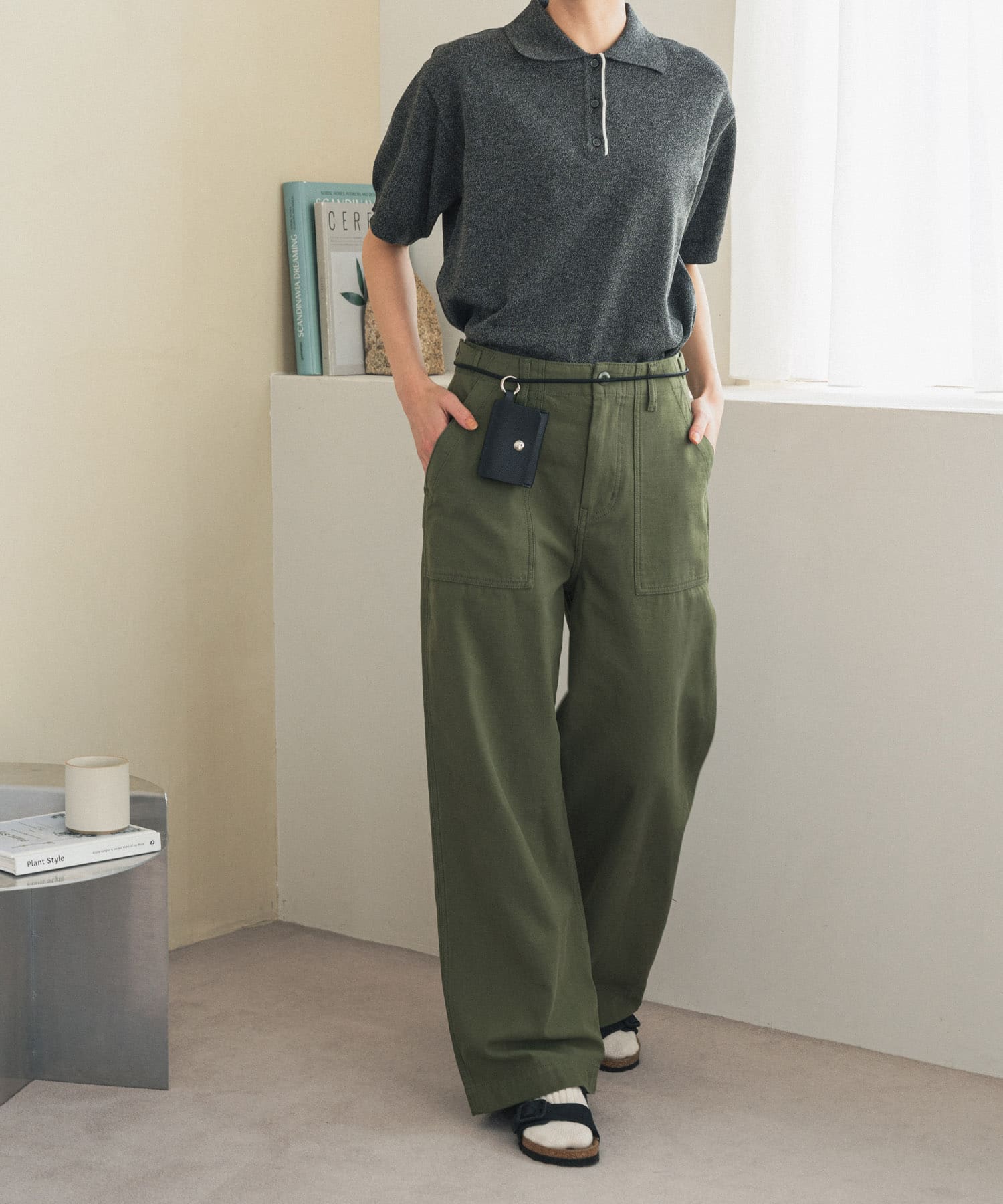 KHAKI
