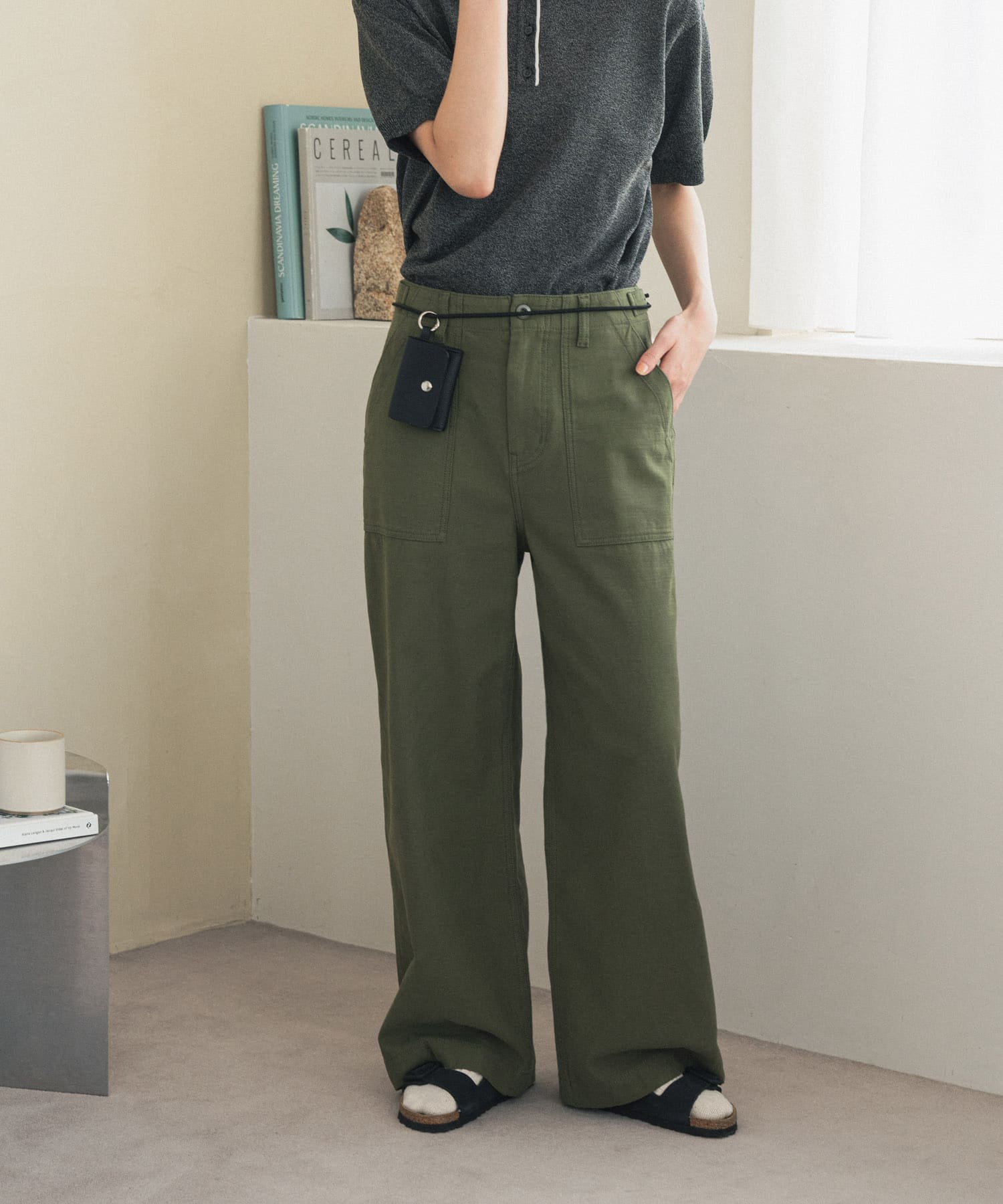KHAKI