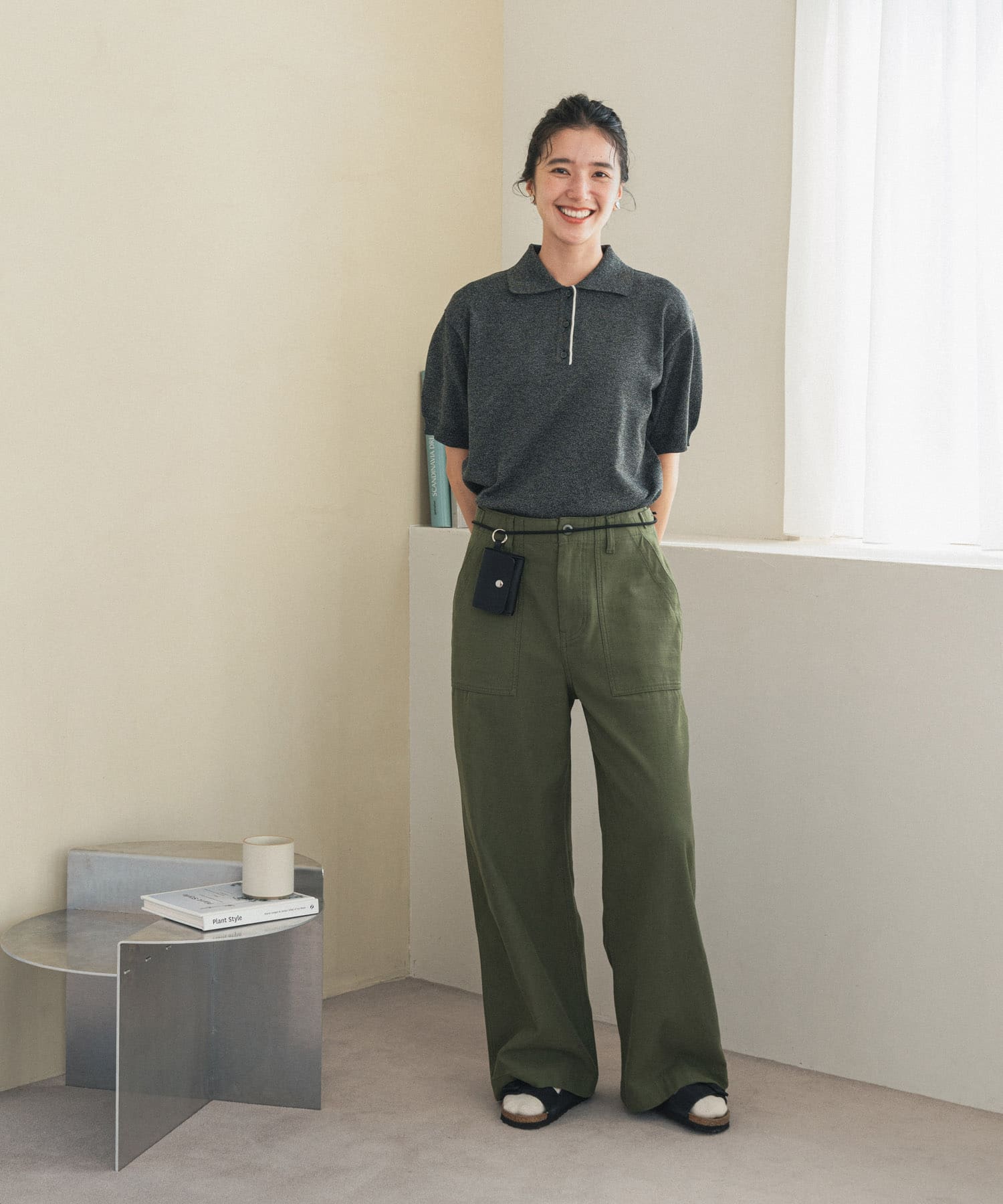 KHAKI