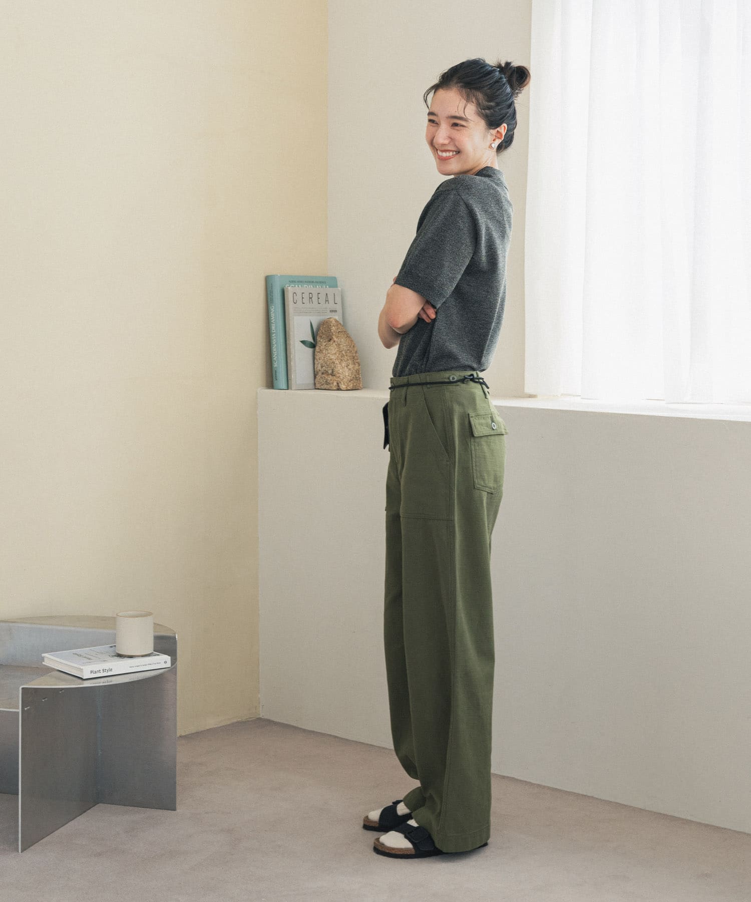 KHAKI