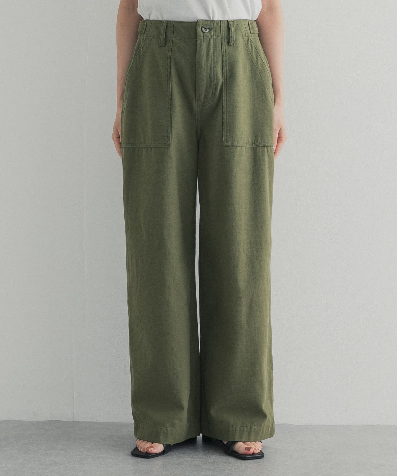 KHAKI