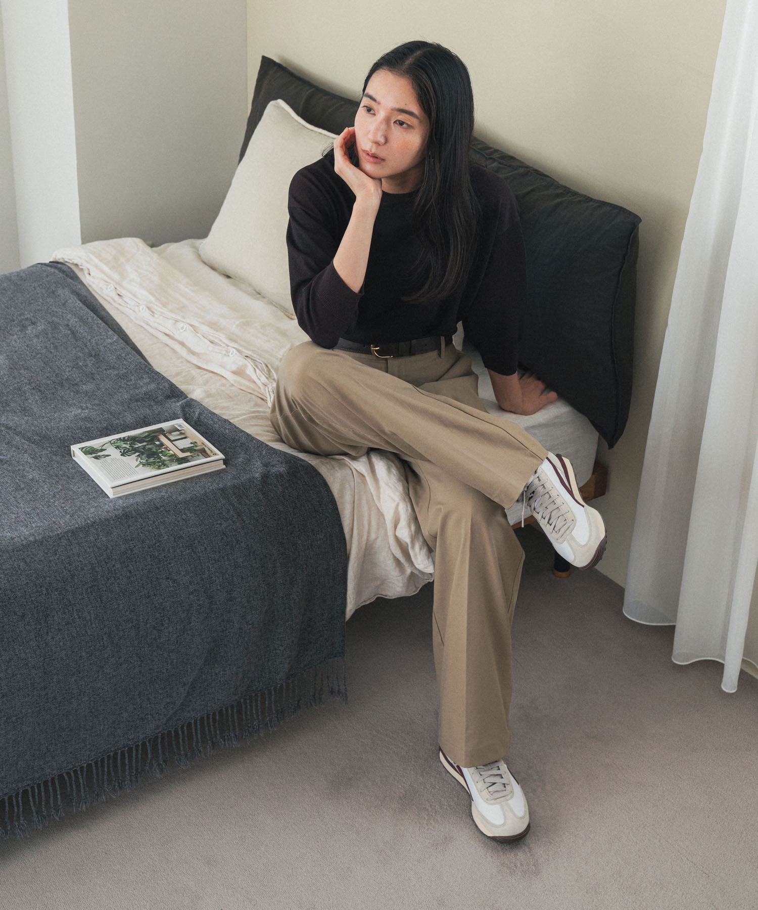 BEIGE