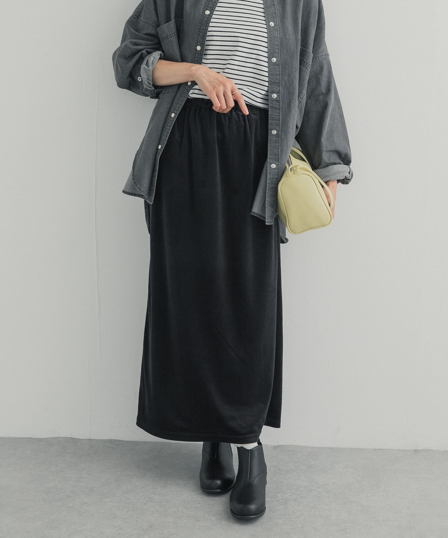ベロアストレートスカート