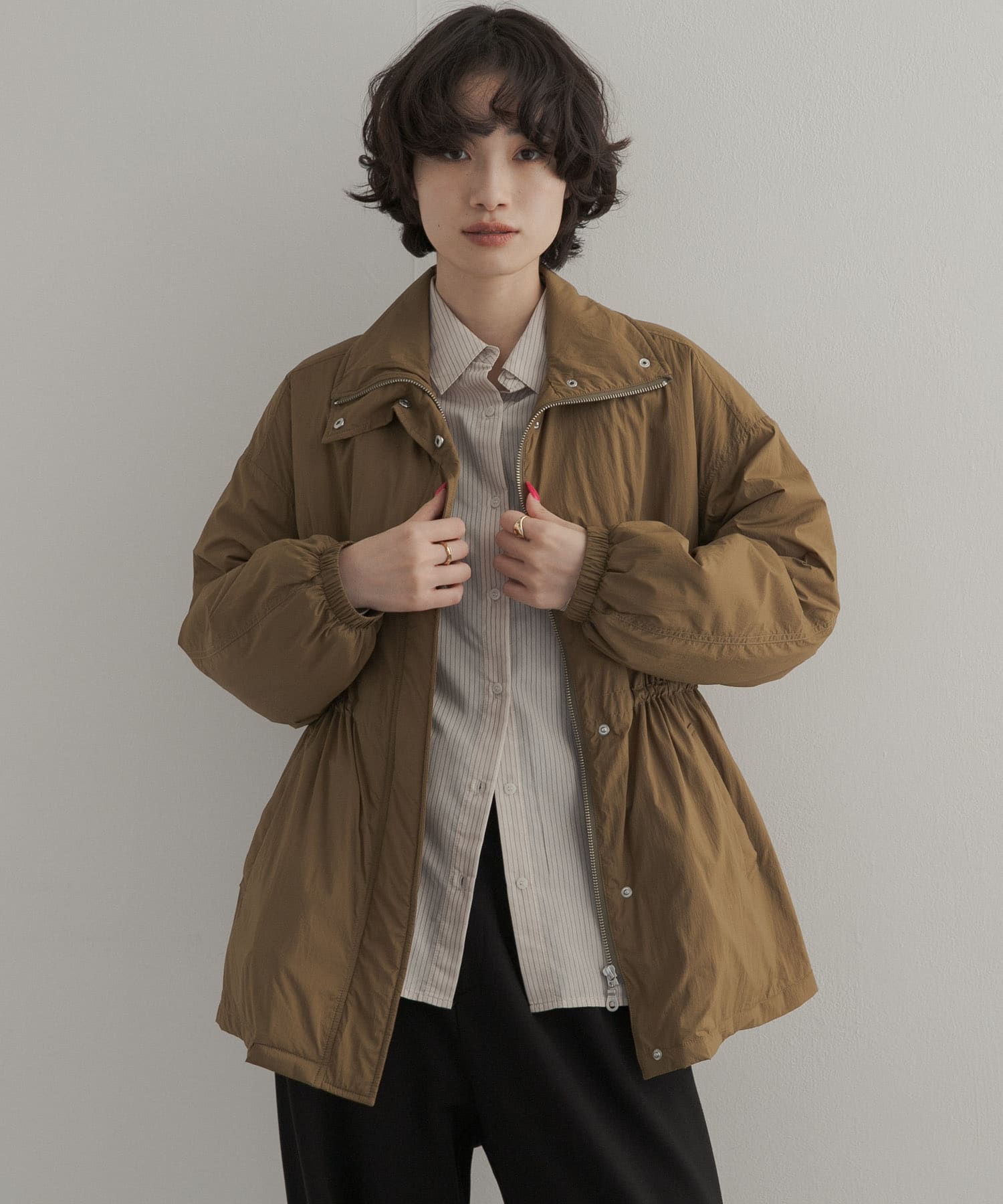 D.BEIGE