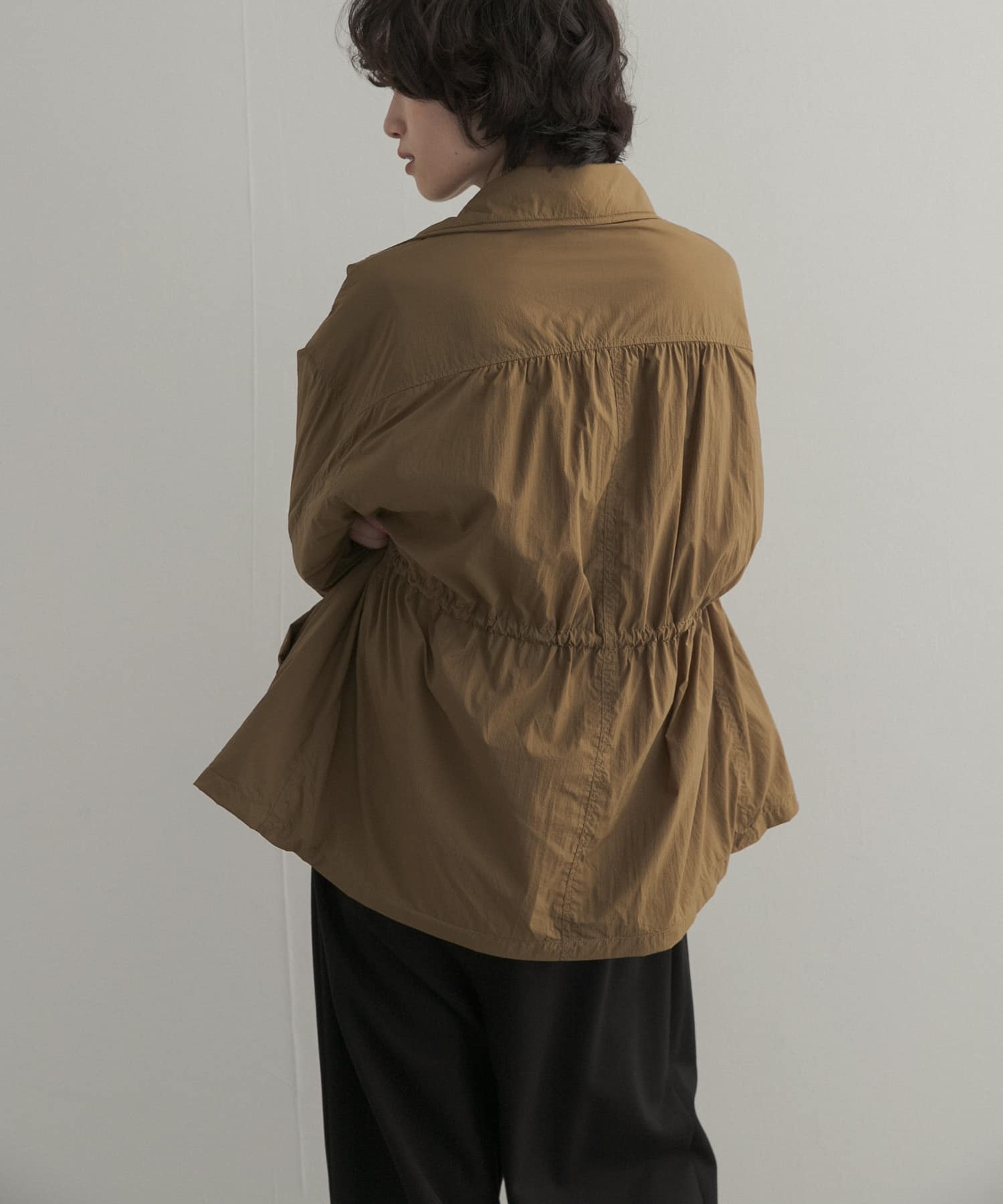 D.BEIGE