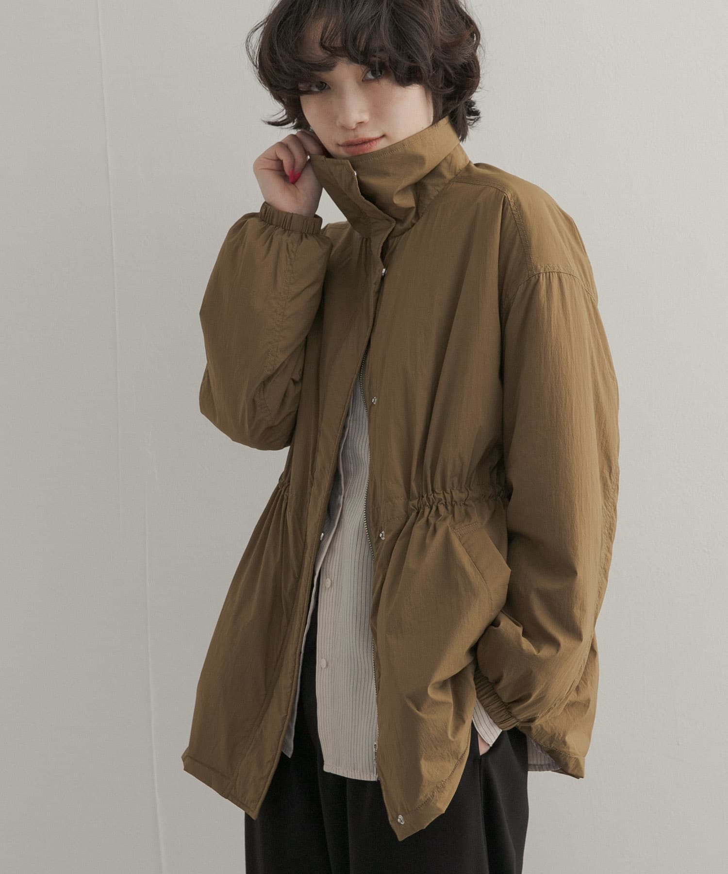D.BEIGE