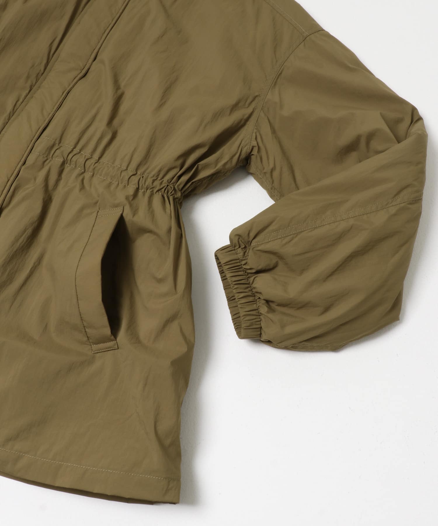 D.BEIGE
