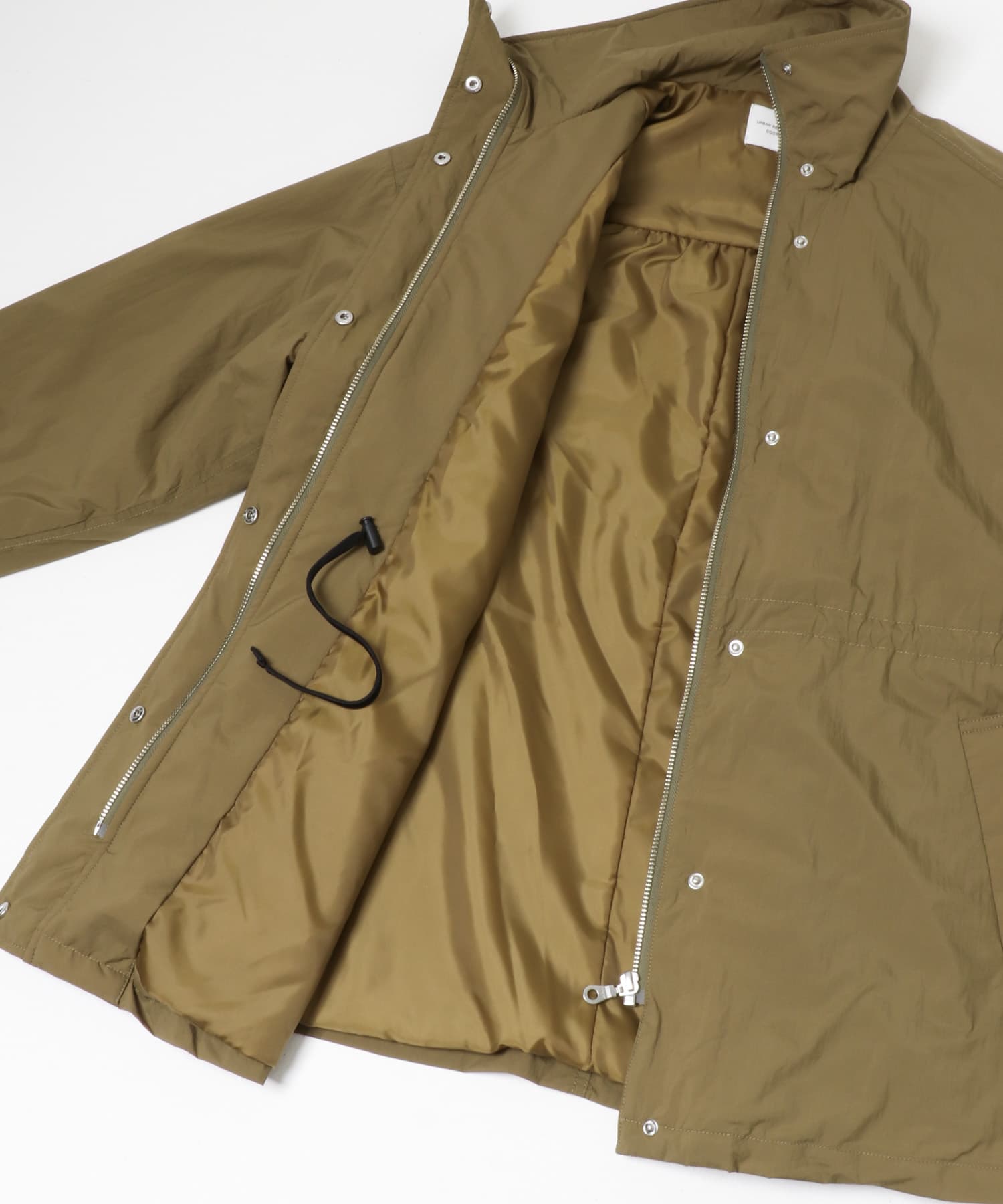 D.BEIGE