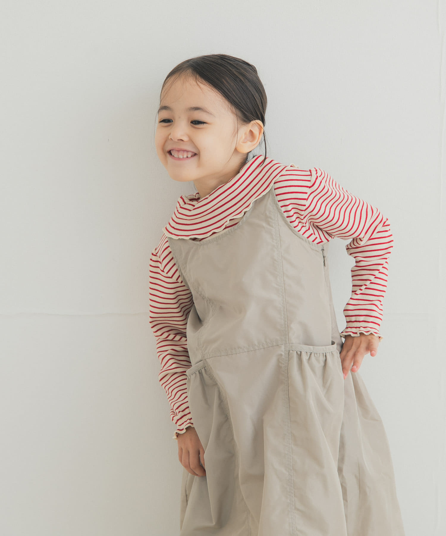 『150サイズあり』メローフリルリブカラーTシャツ(KIDS)
