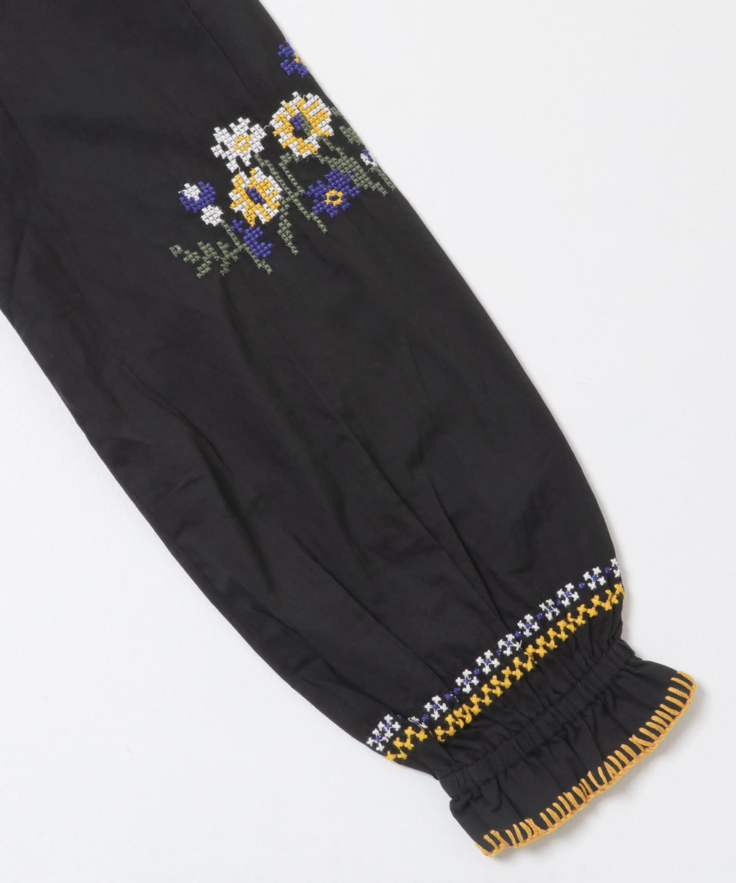 『150サイズ』クロスステッチブラウス(KIDS) BLACK 150(145-155)