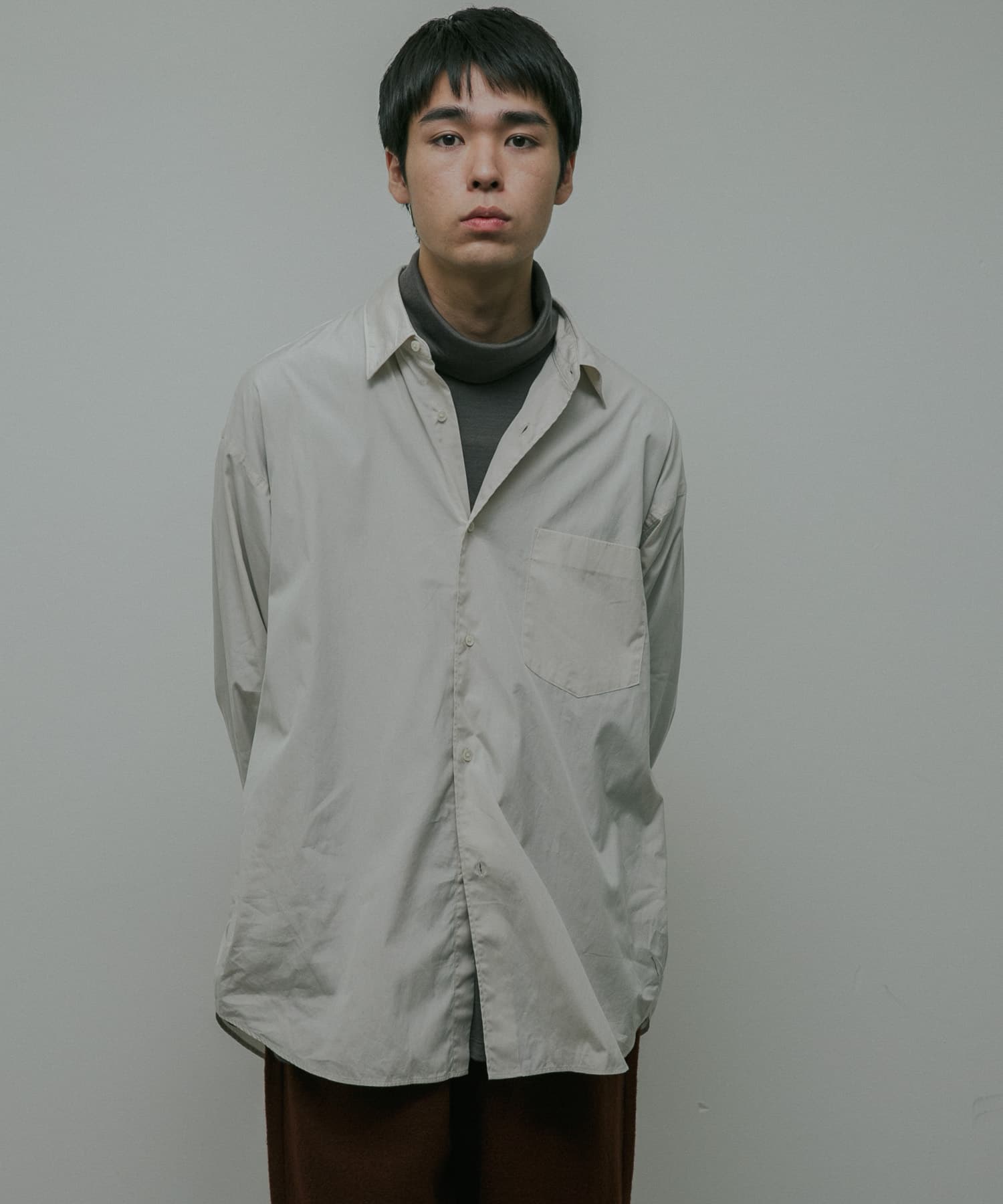 DARK TAUPE