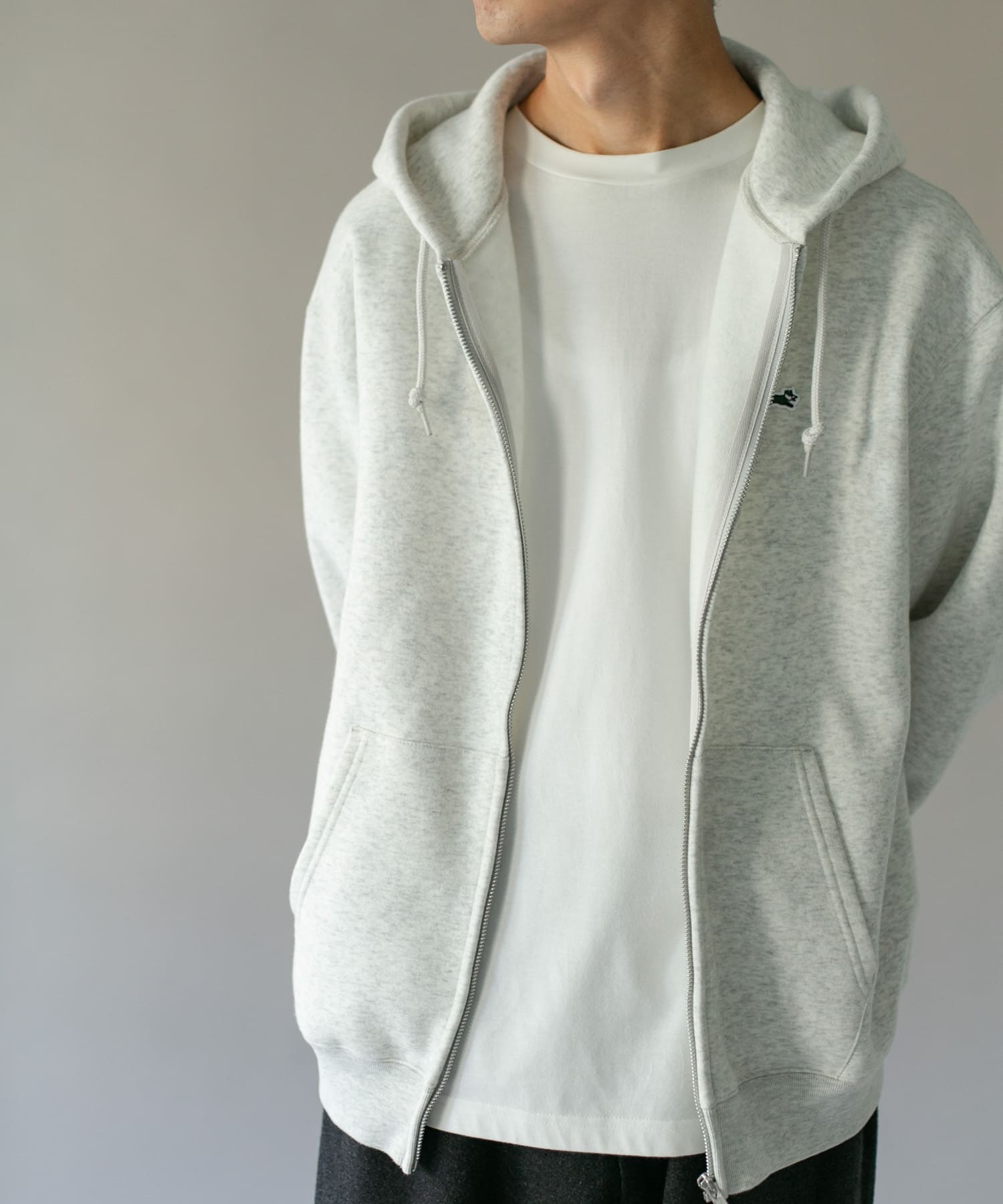 ASH GRAY