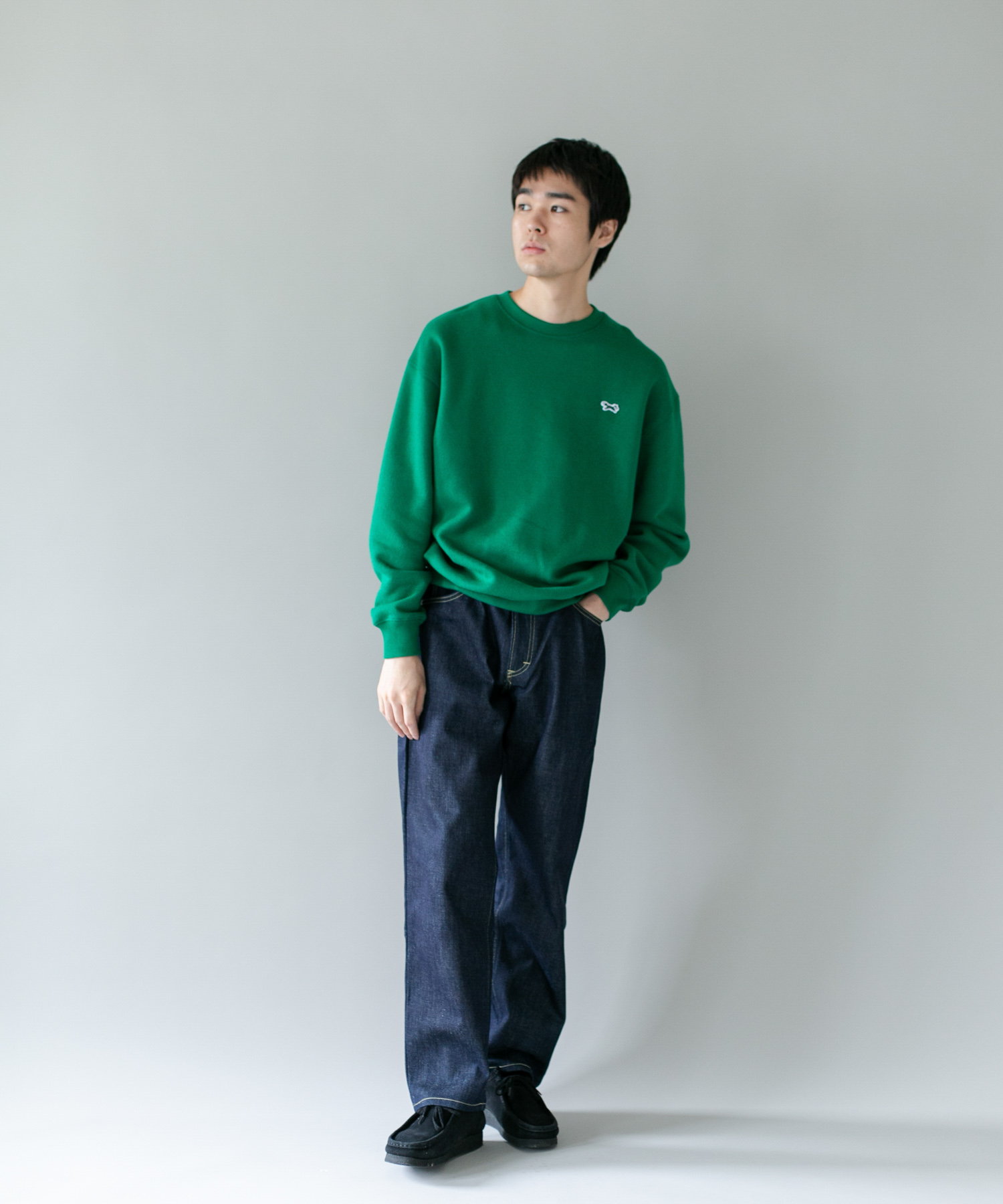 GREEN
