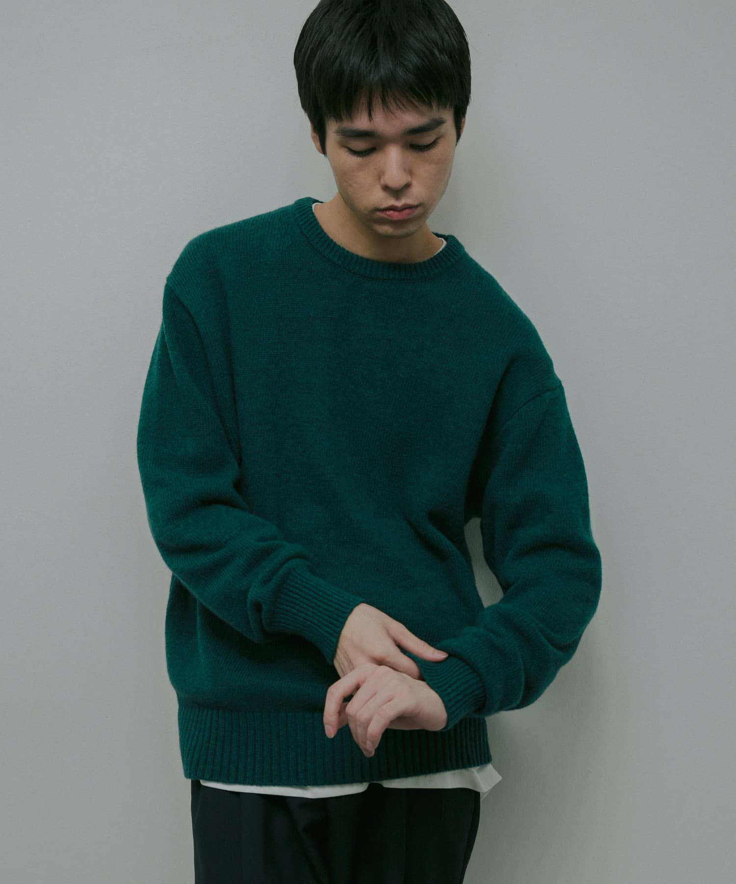 GREEN