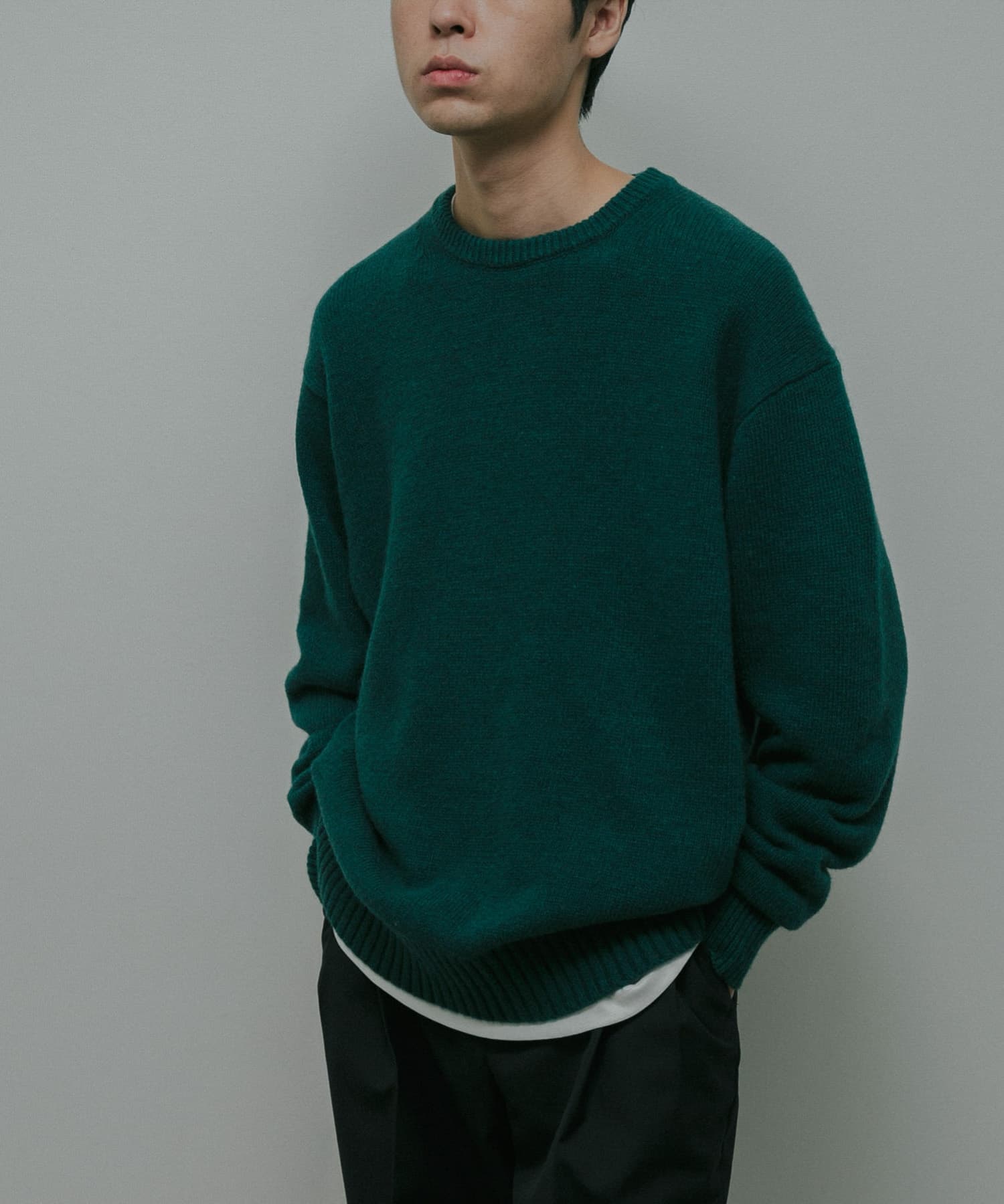 GREEN