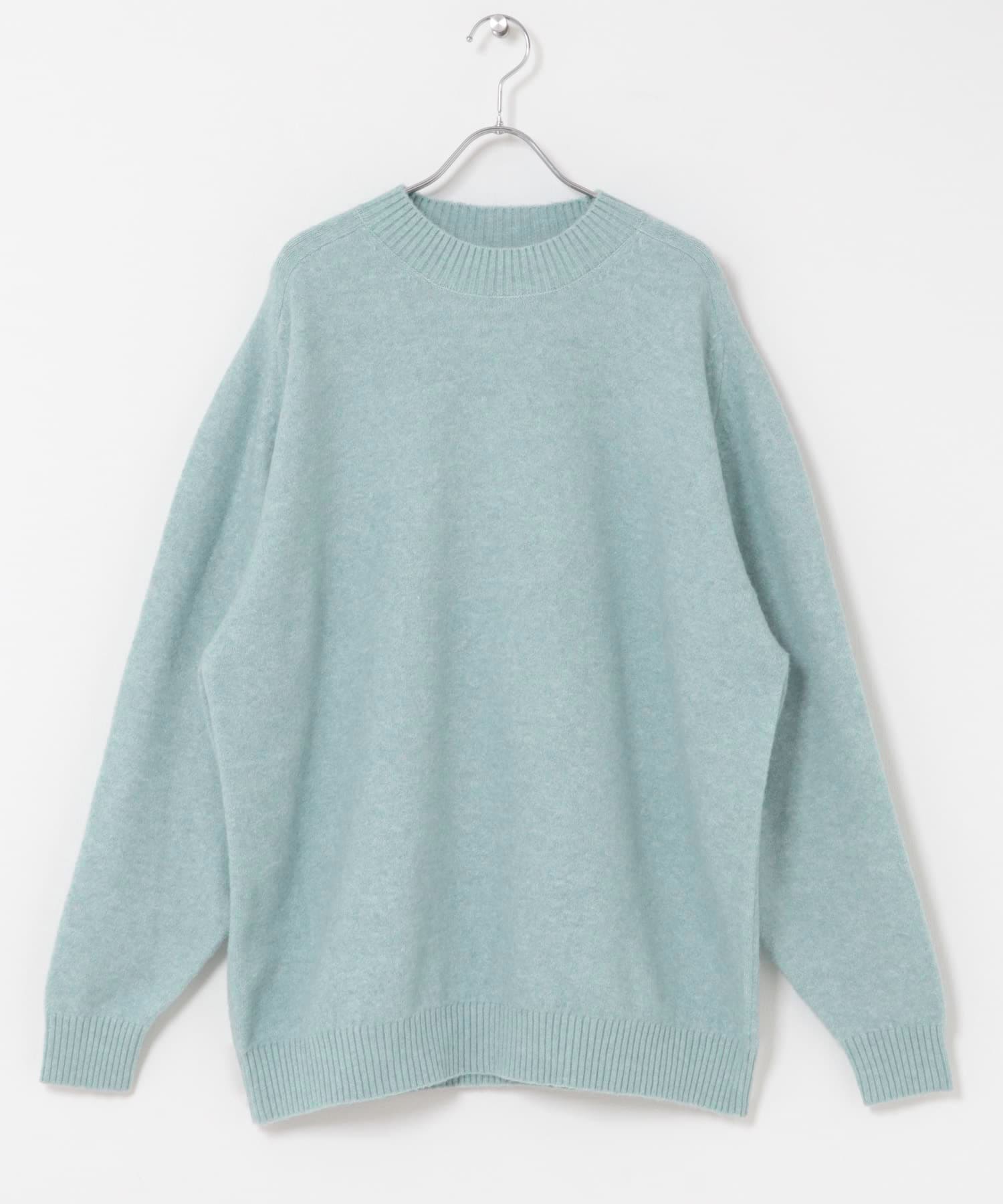 PALE BLUE