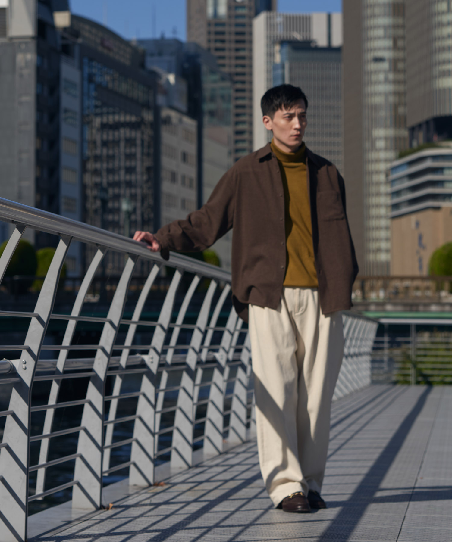 TOP BROWN