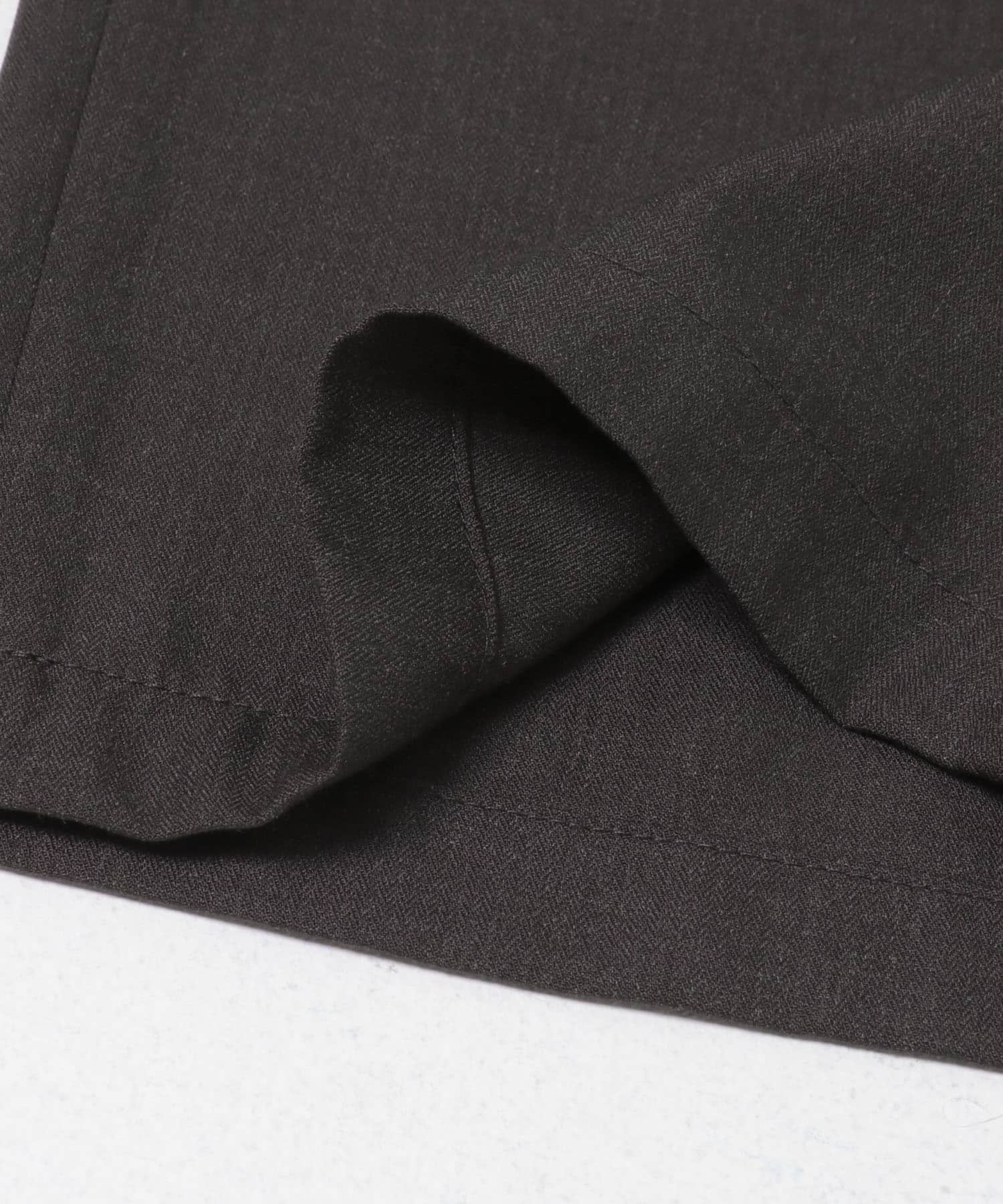 ウール混ミニヘリンボーンイージートラウザー CHARCOAL M