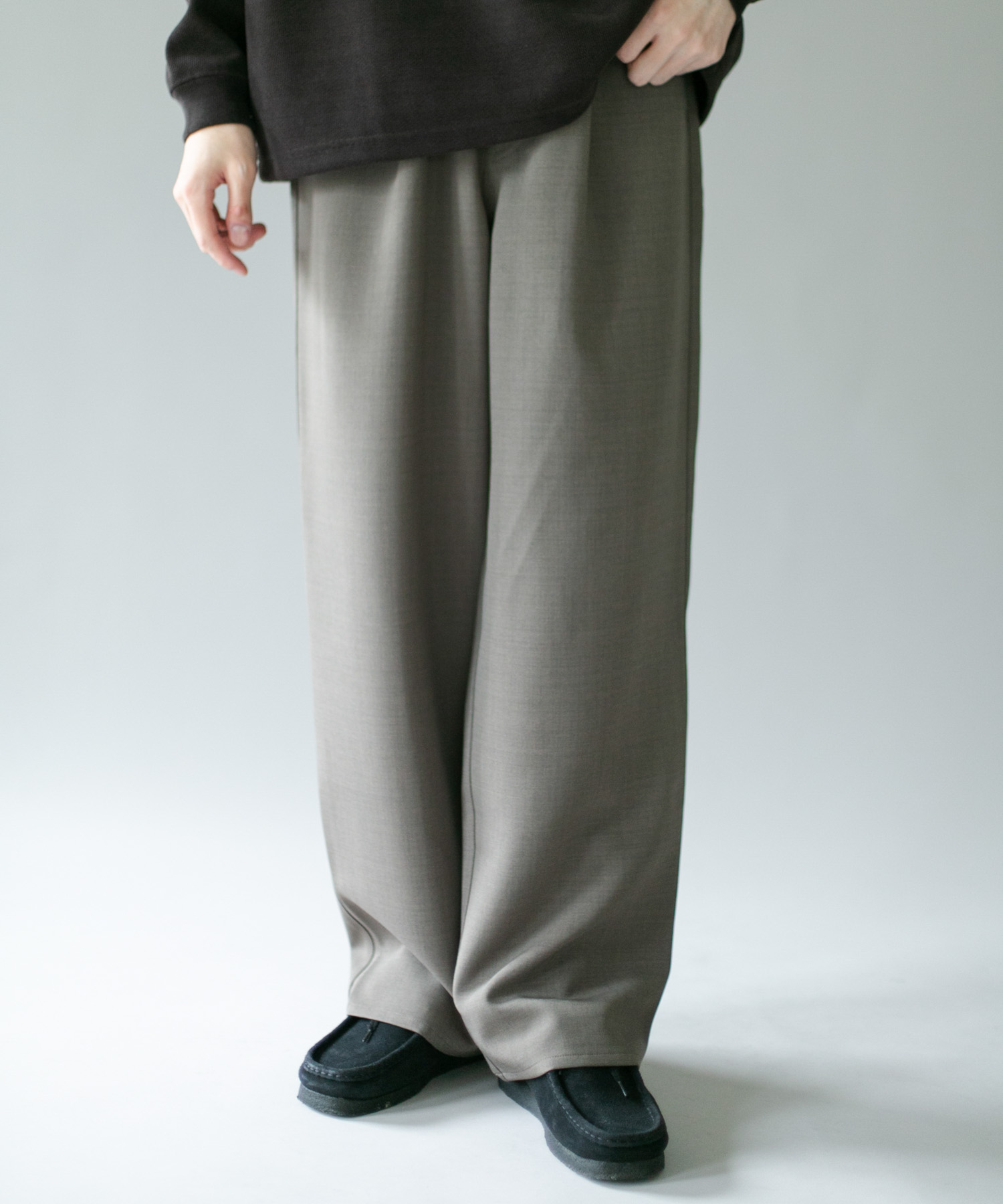 KHAKIBROWN