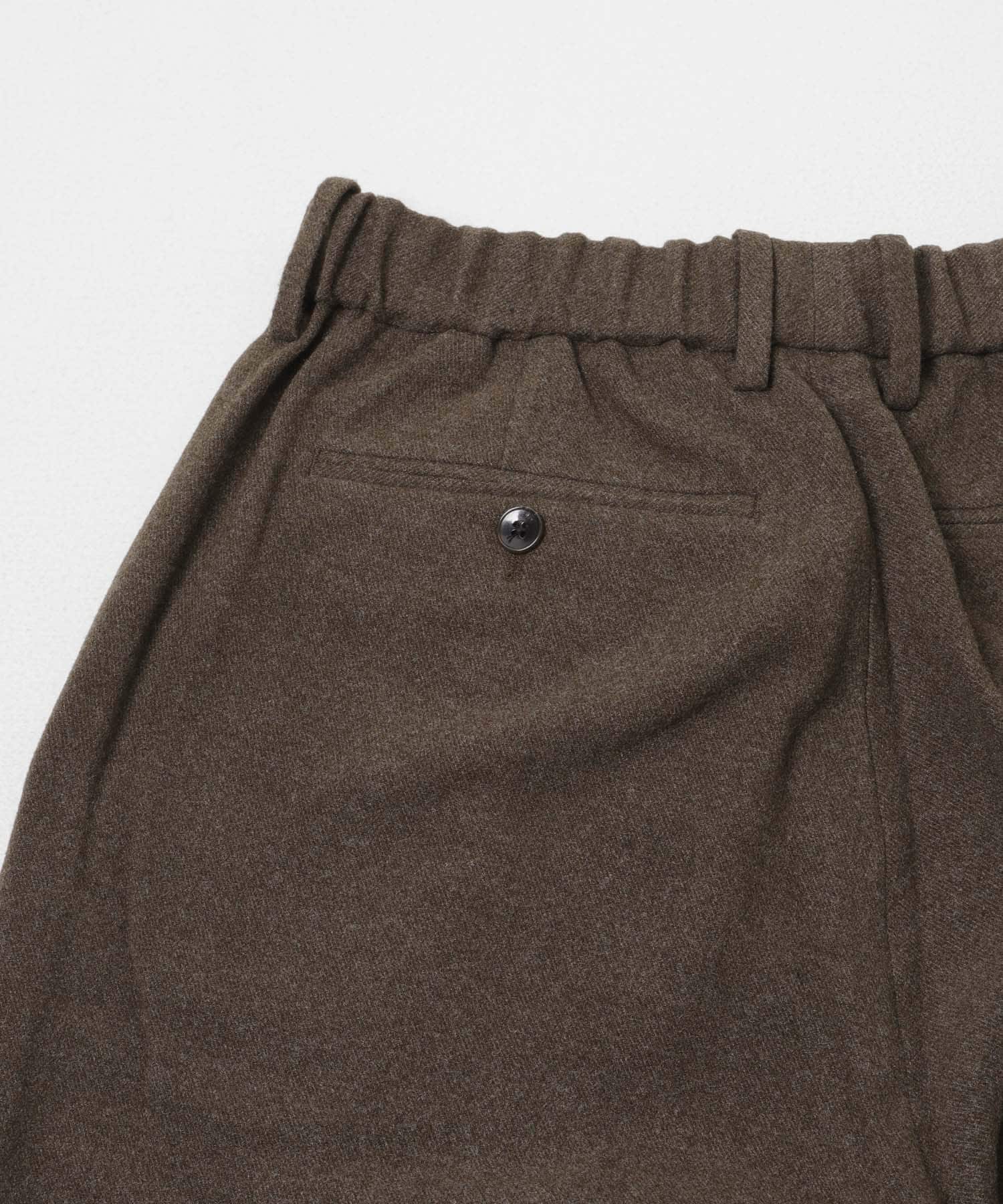 TOP BROWN