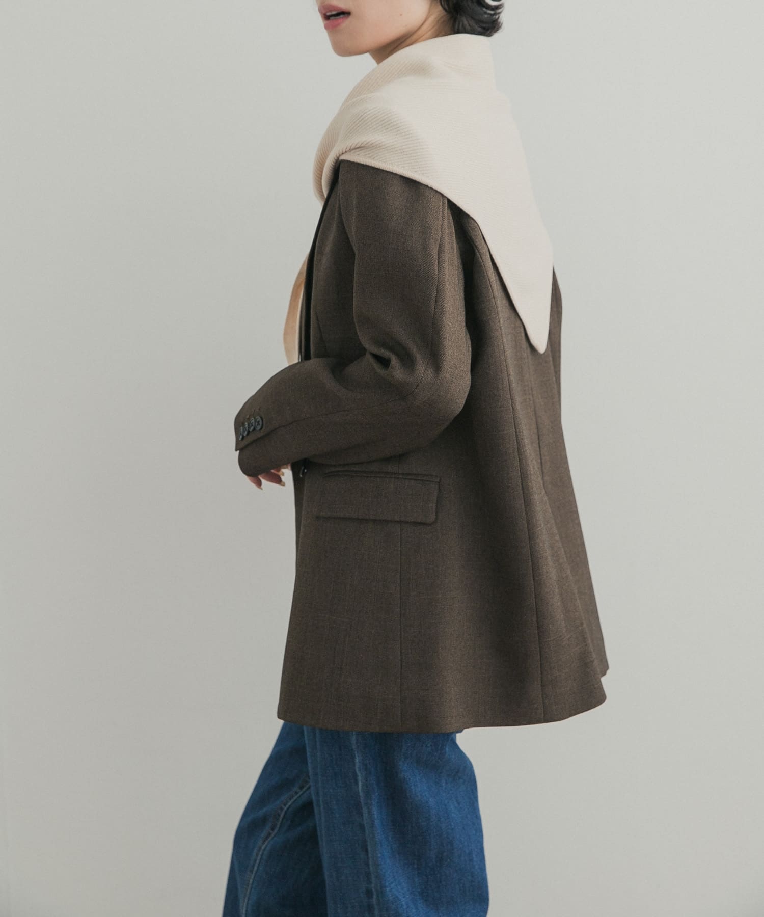 L.BEIGE