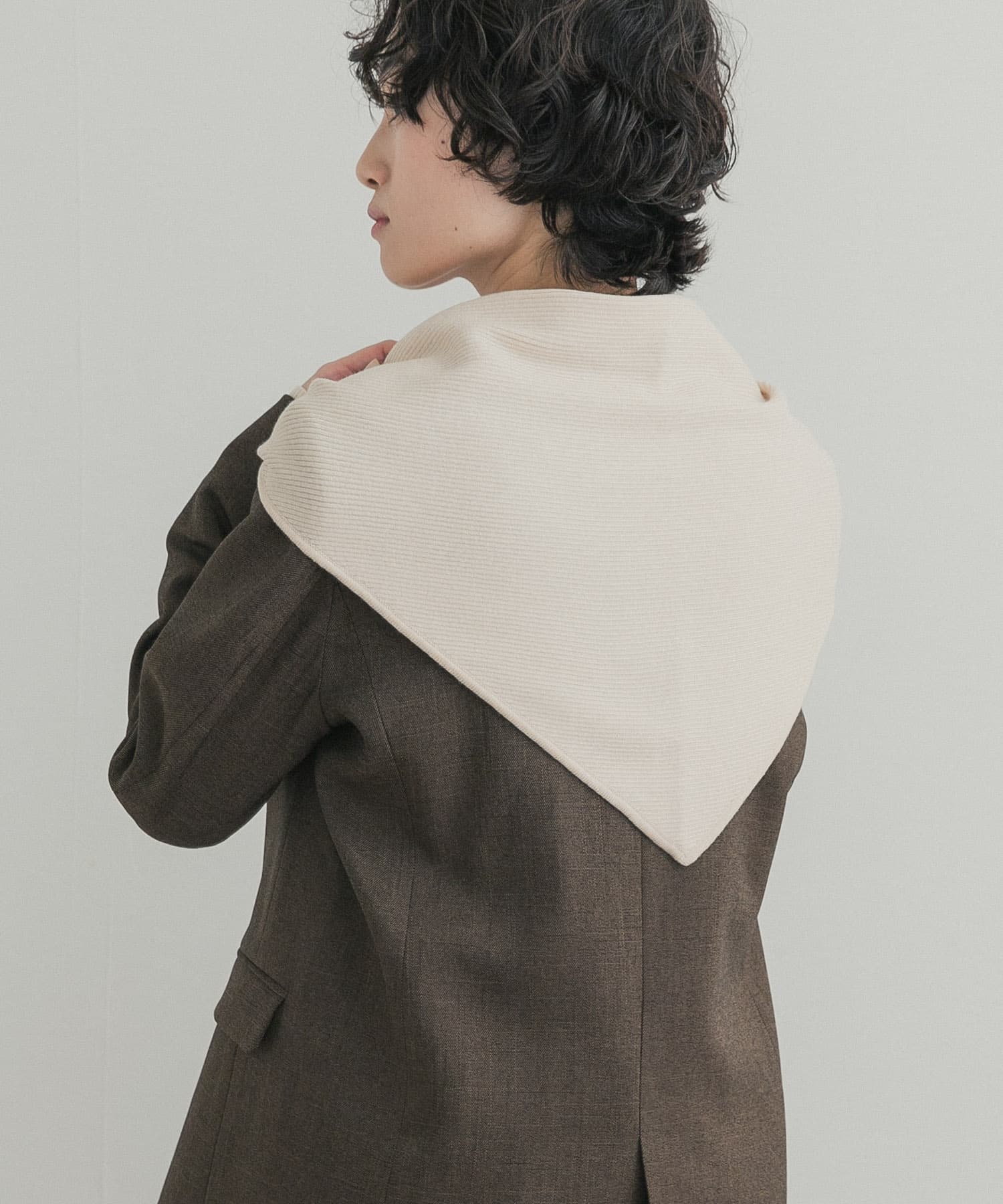 L.BEIGE
