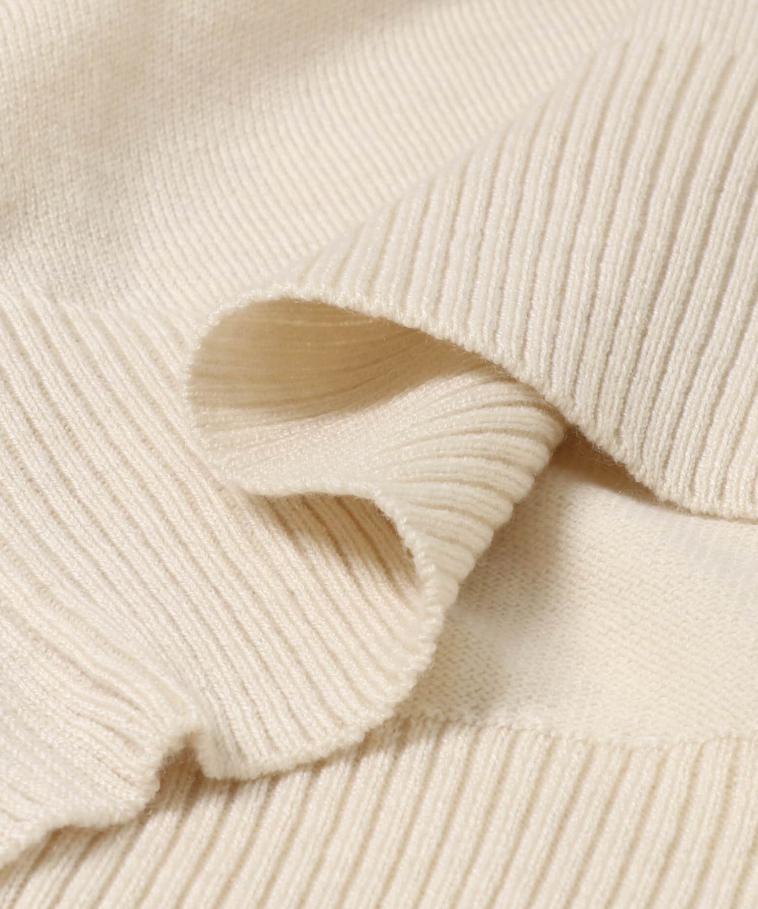 L.BEIGE